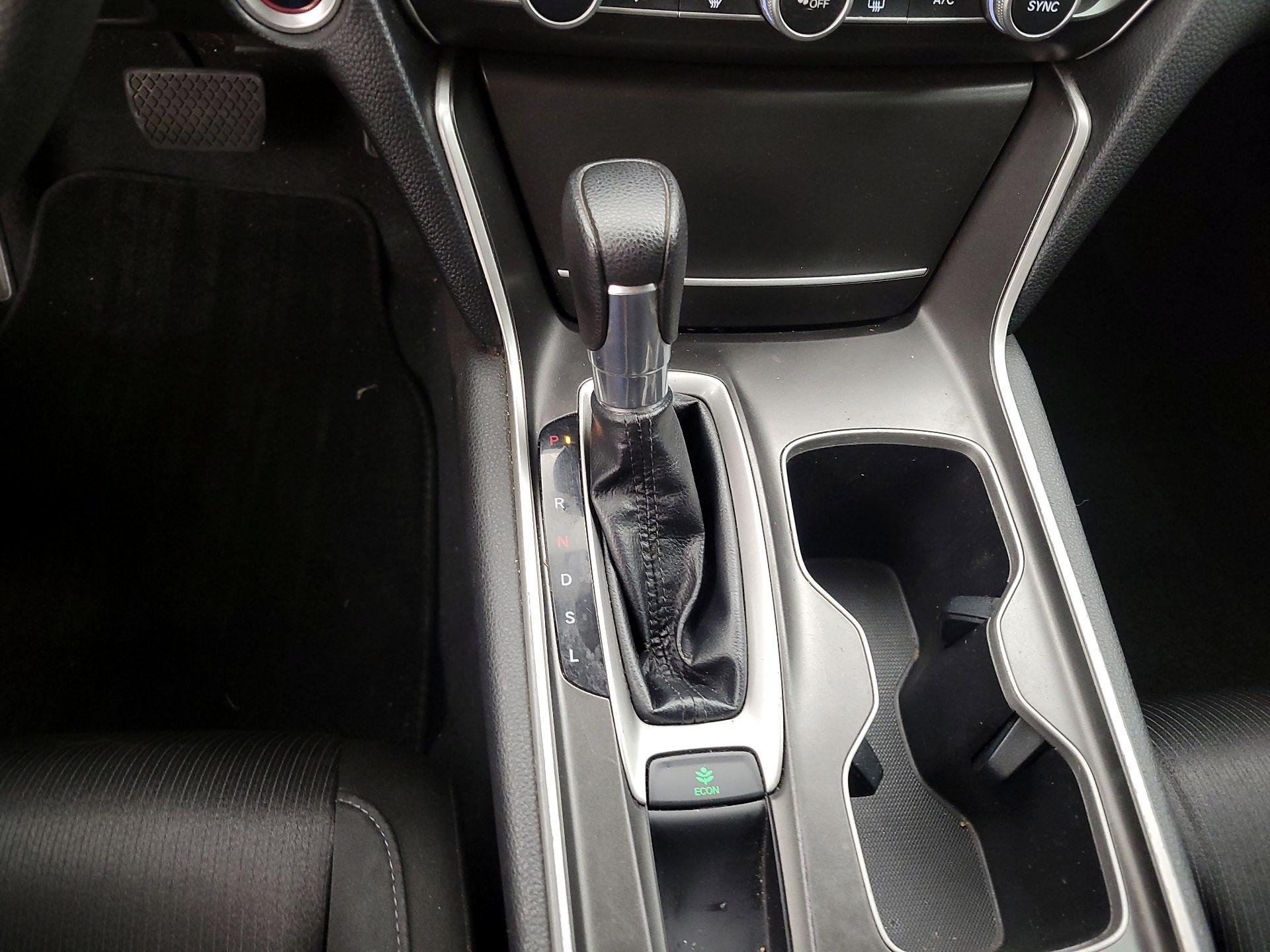 Thumbnail: 2019 Honda Accord - 17