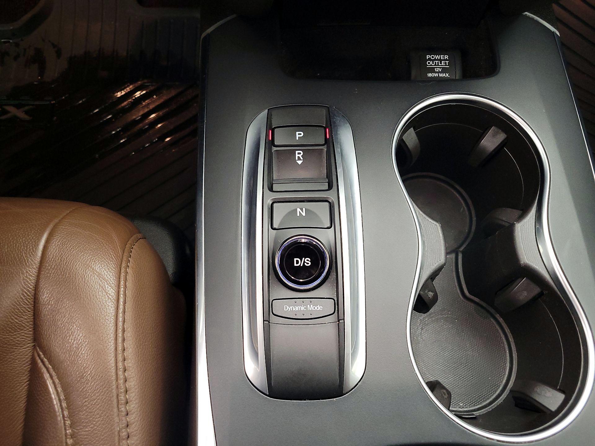 Thumbnail: 2017 Acura MDX - 18