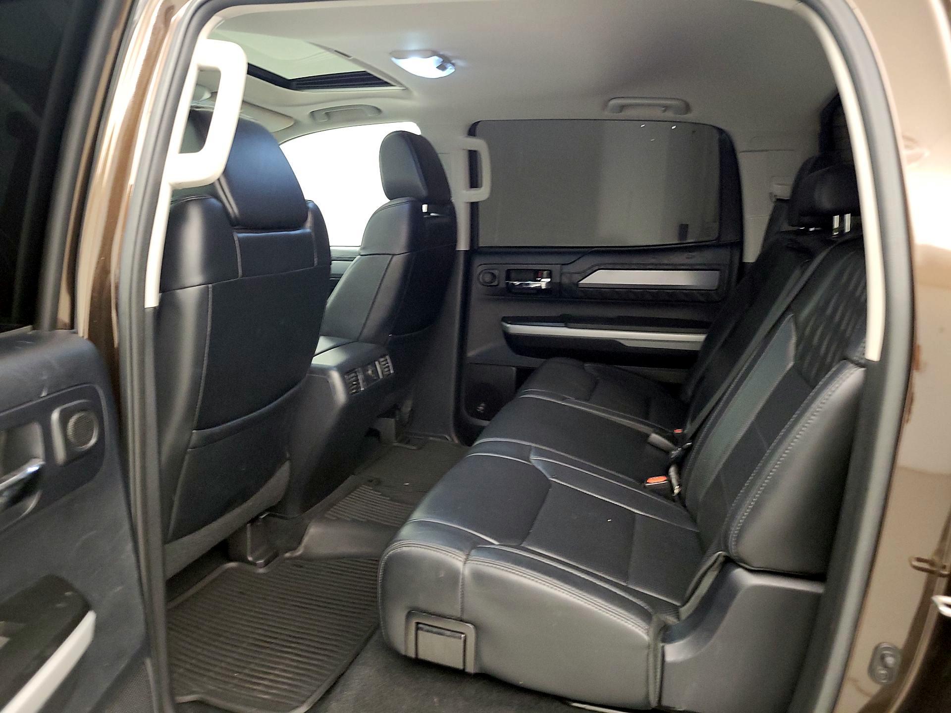 Thumbnail: 2018 Toyota Tundra - 20