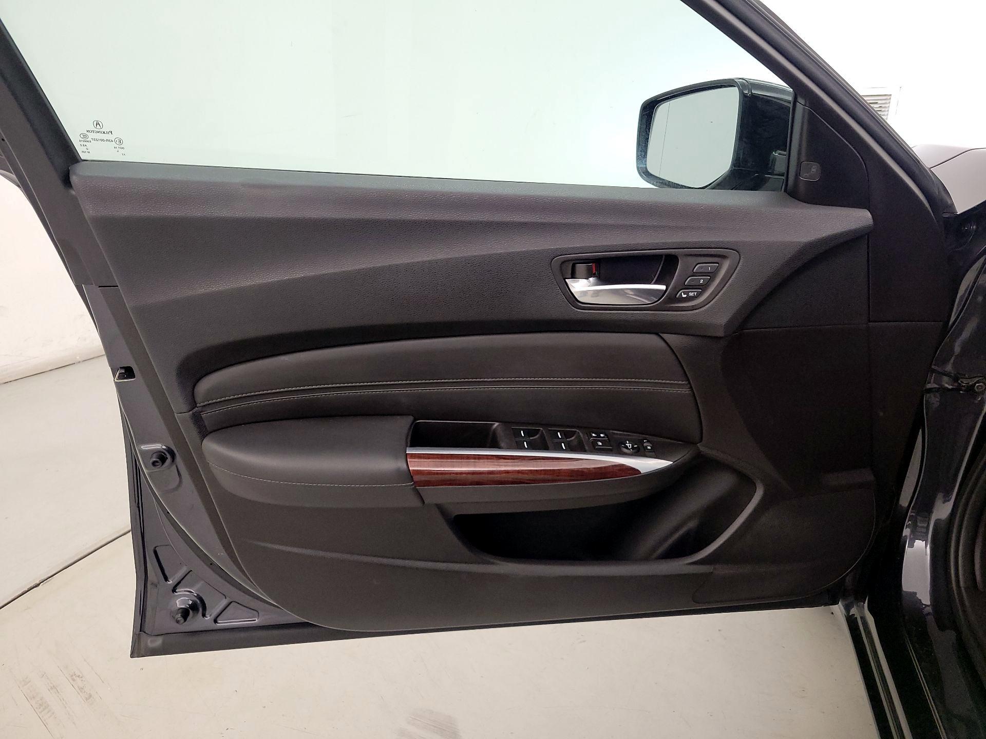 Thumbnail: 2016 Acura TLX - 12