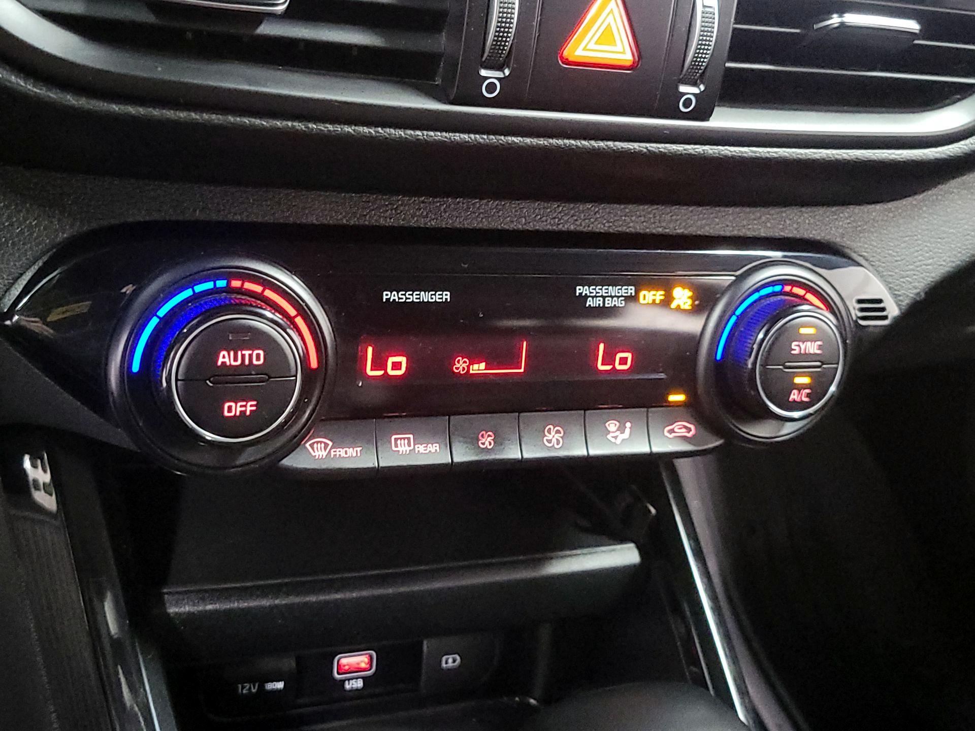 Thumbnail: 2024 Kia Forte - 15