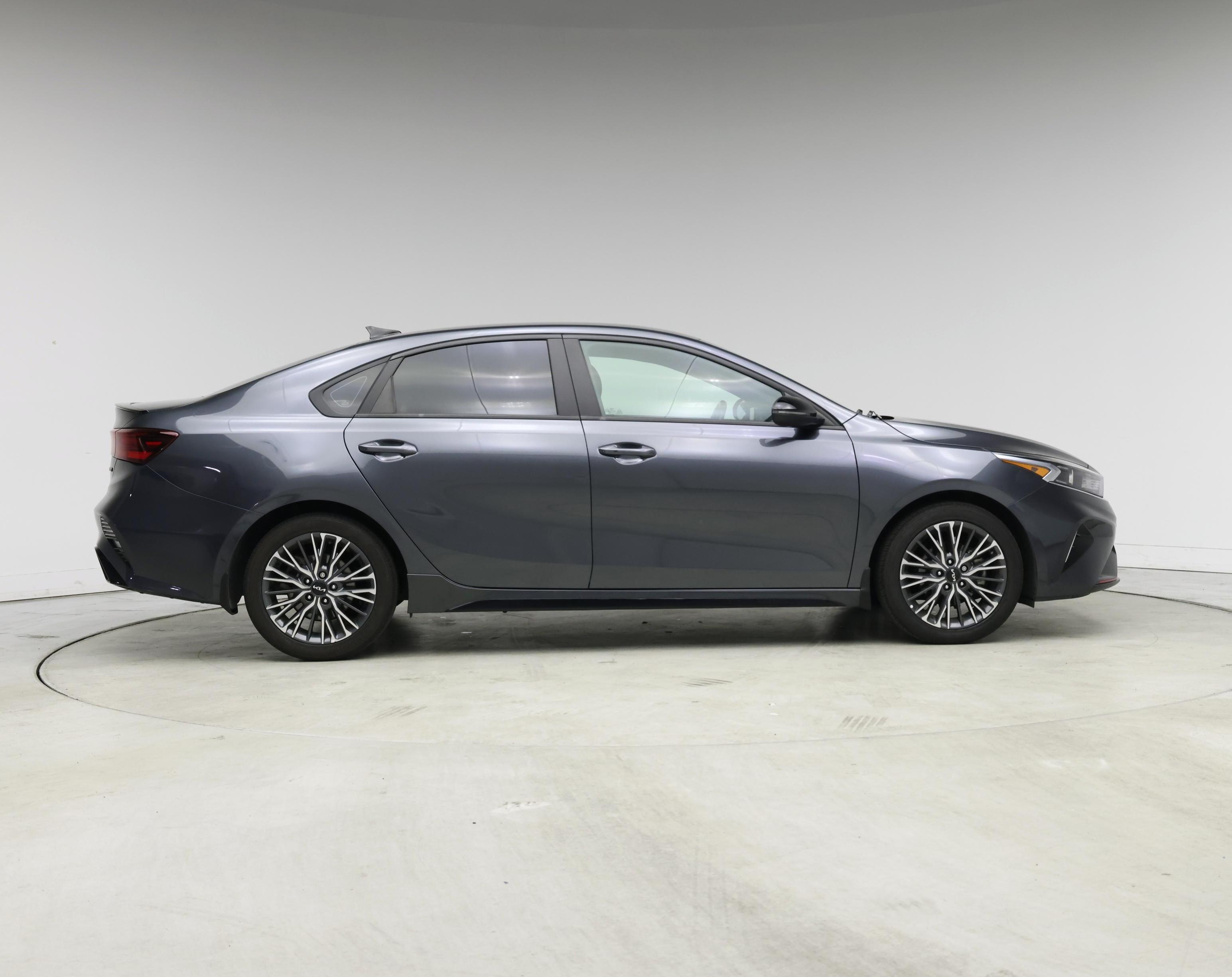 Thumbnail: 2024 Kia Forte - 7