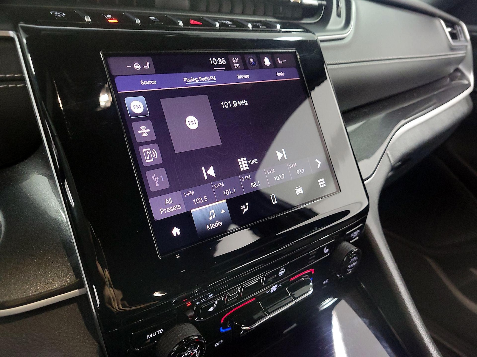 2023 Jeep Grand Cherokee L Altitude - Photo 16