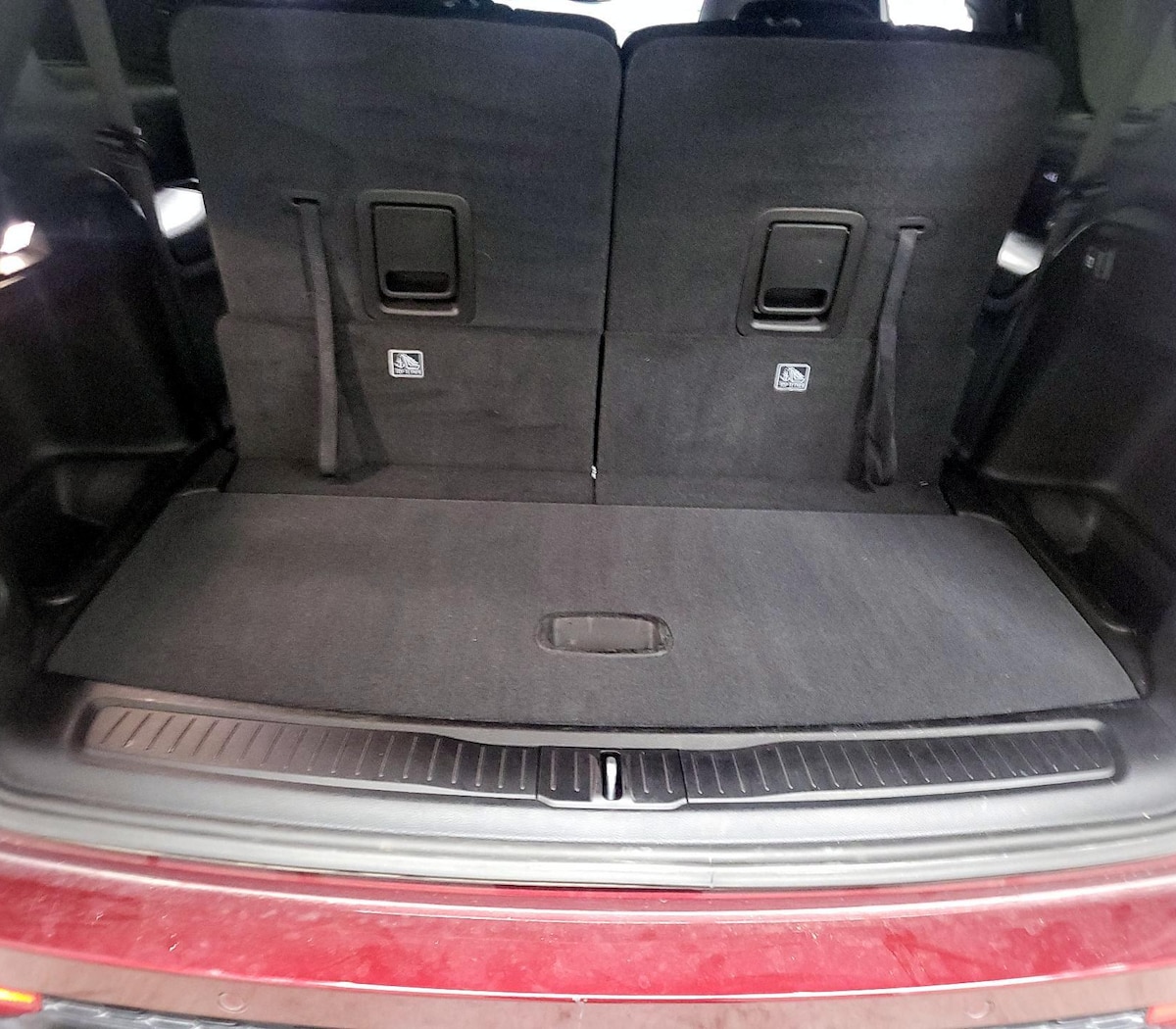 Trunk/Cargo (Seats Up)