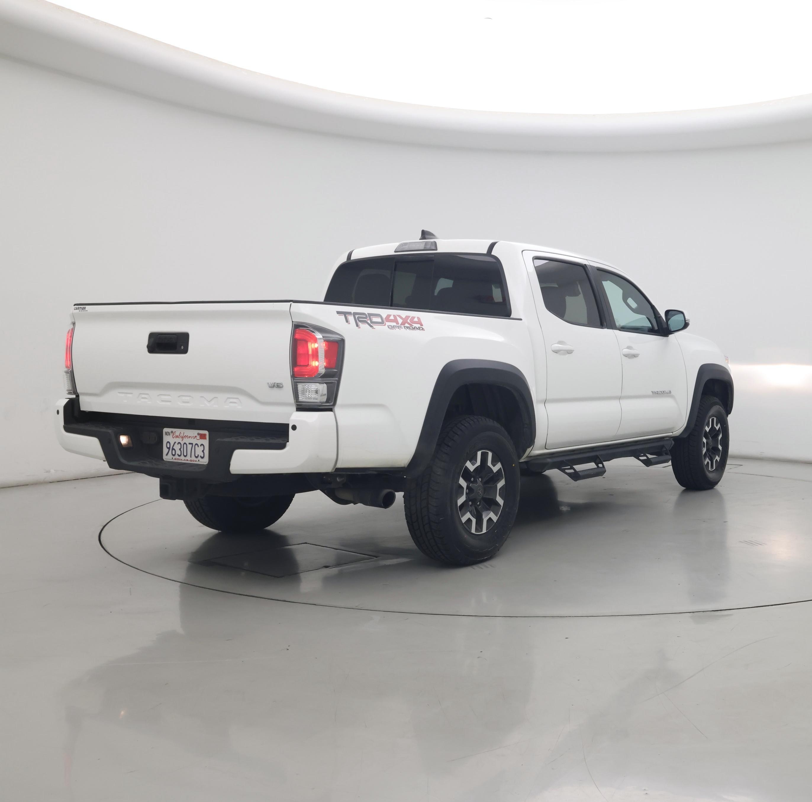 Thumbnail: 2021 Toyota Tacoma - 8