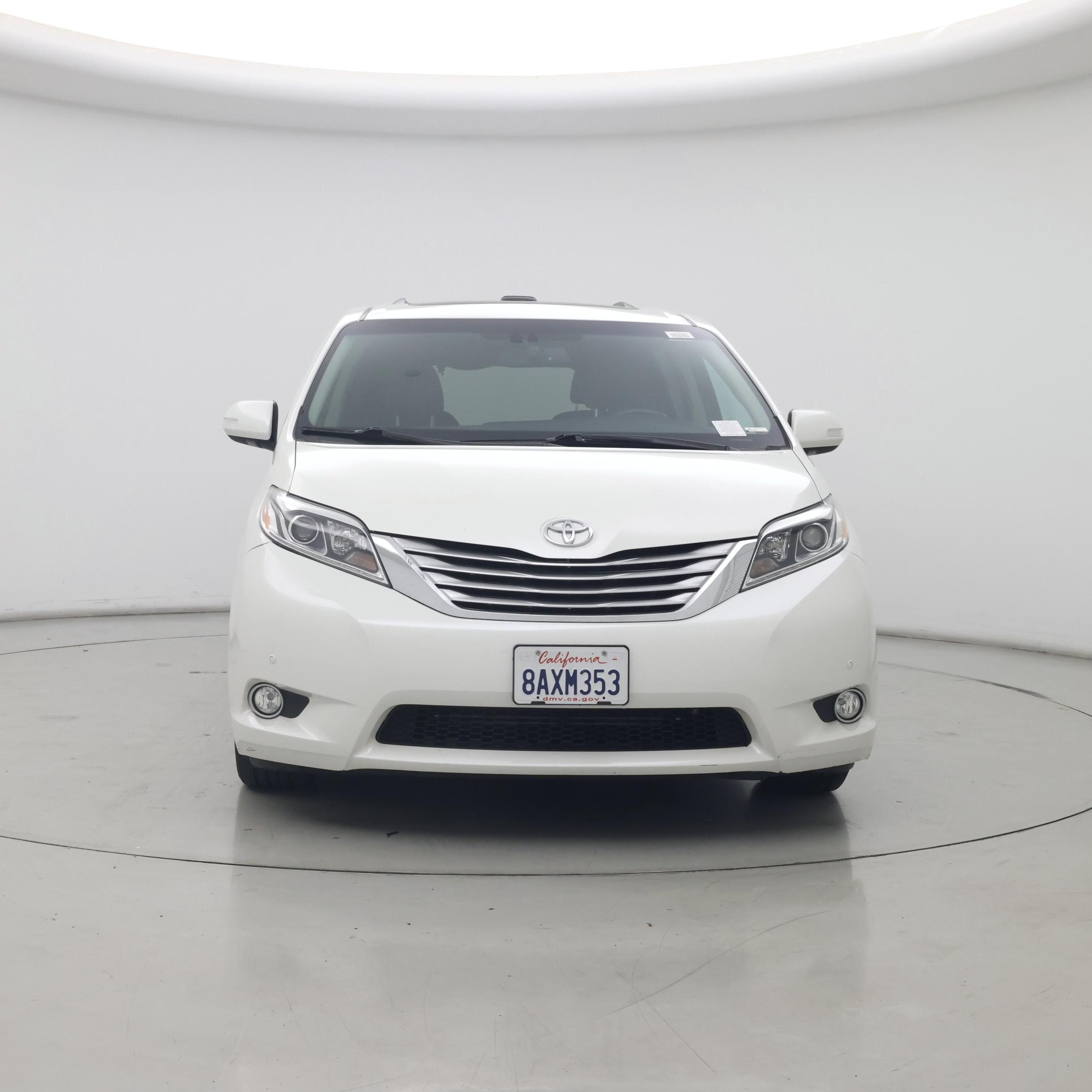 Thumbnail: 2017 Toyota Sienna - 5