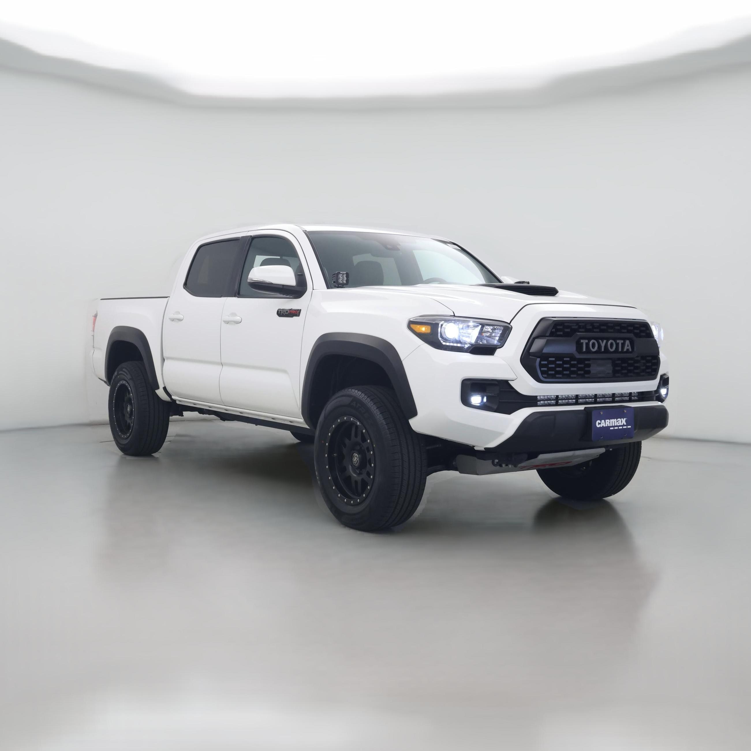 Thumbnail: 2019 Toyota Tacoma - 1
