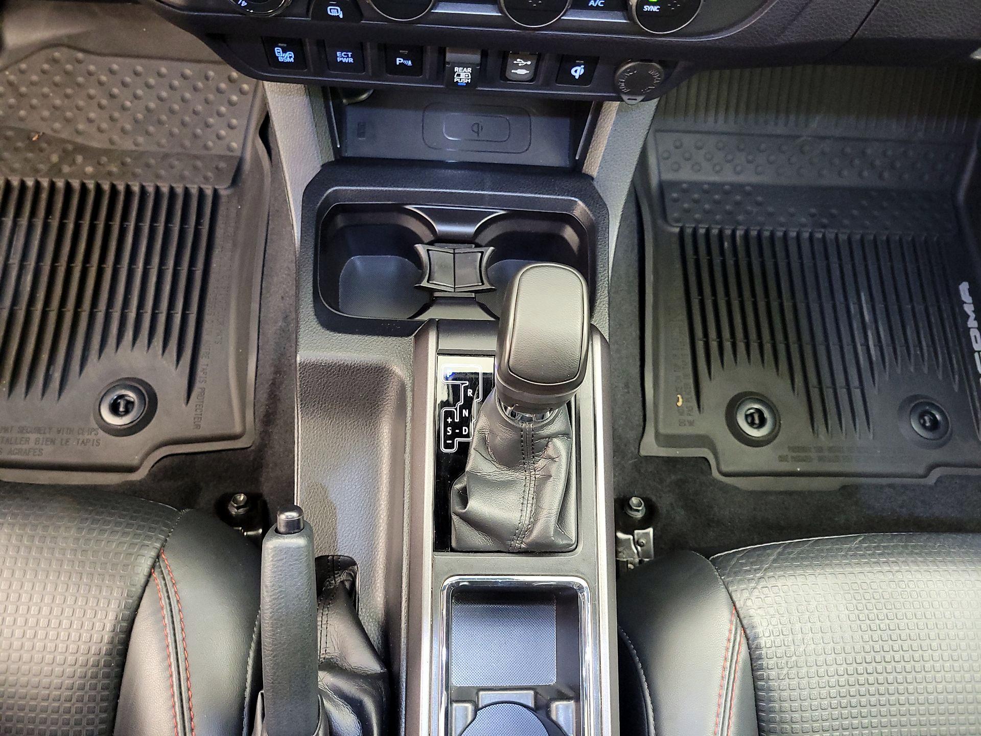 Thumbnail: 2019 Toyota Tacoma - 17