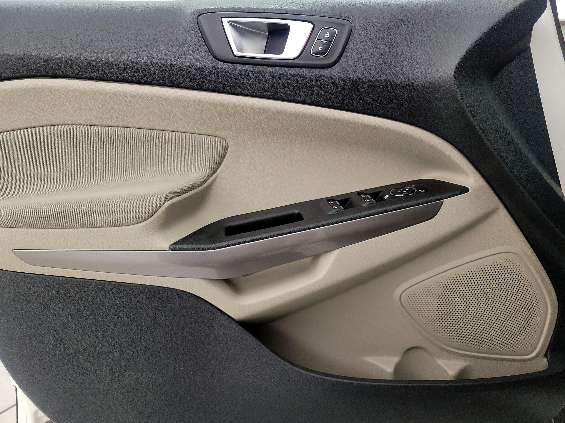 Thumbnail: 2019 Ford EcoSport - 12