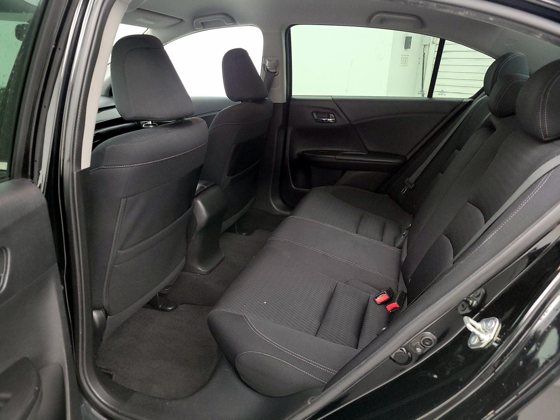 Thumbnail: 2015 Honda Accord - 19