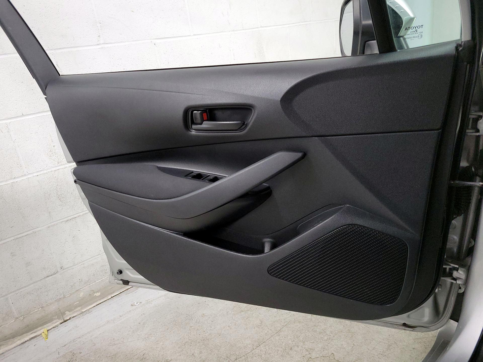 Thumbnail: 2023 Toyota Corolla - 12