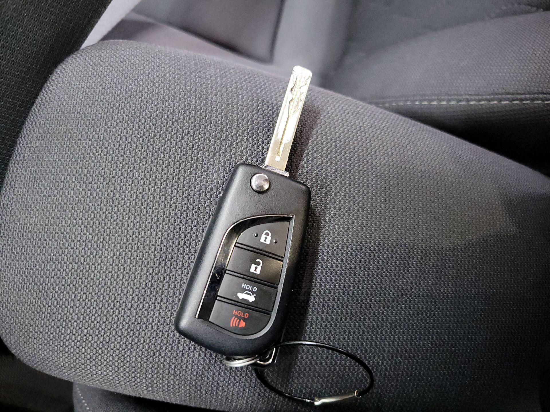 Thumbnail: 2023 Toyota Corolla - 20