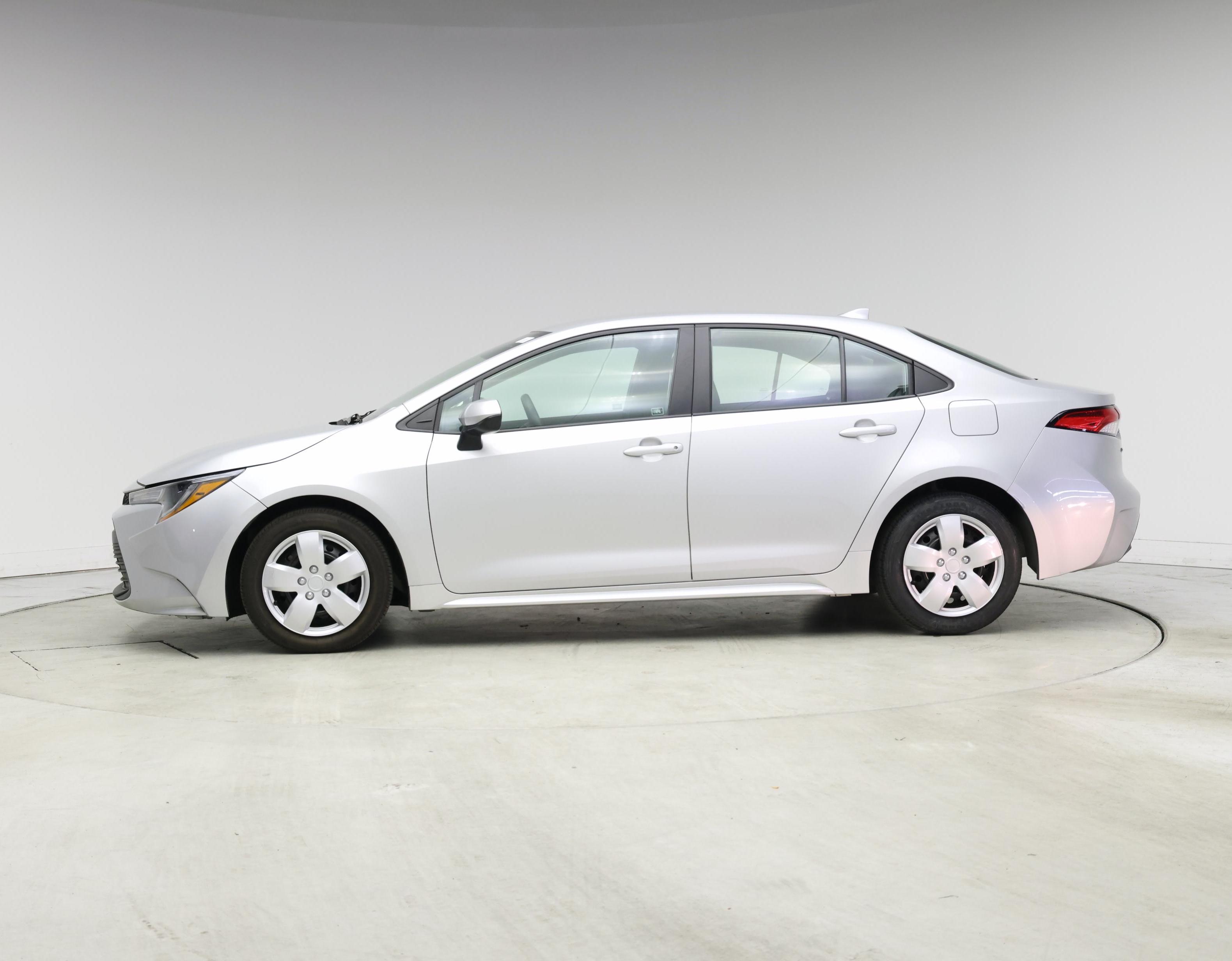 Thumbnail: 2023 Toyota Corolla - 3