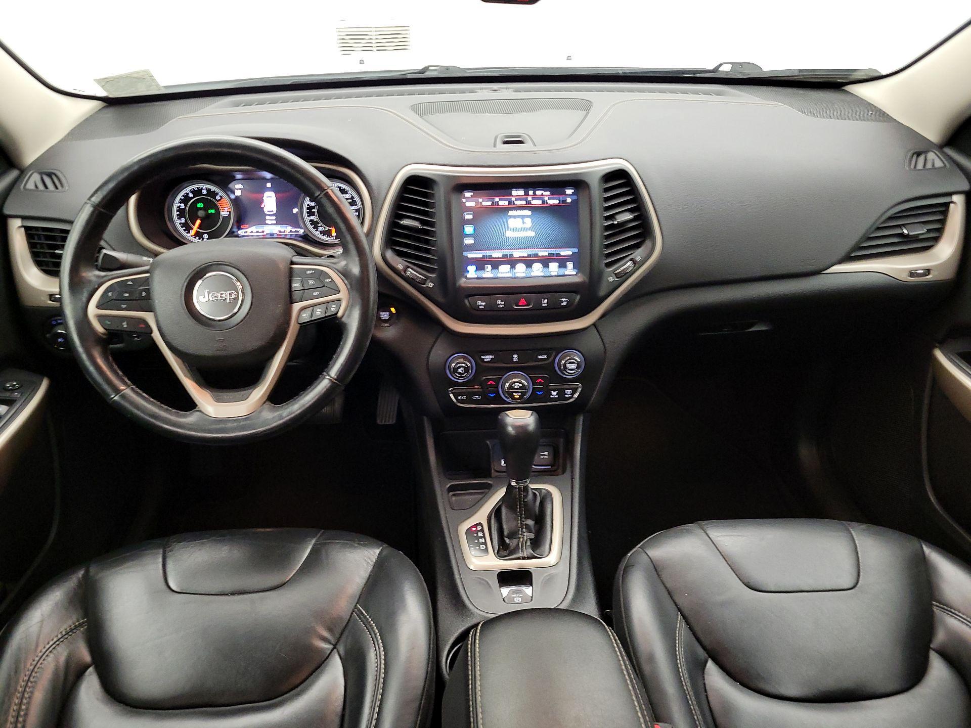 Thumbnail: 2018 Jeep Cherokee - 9