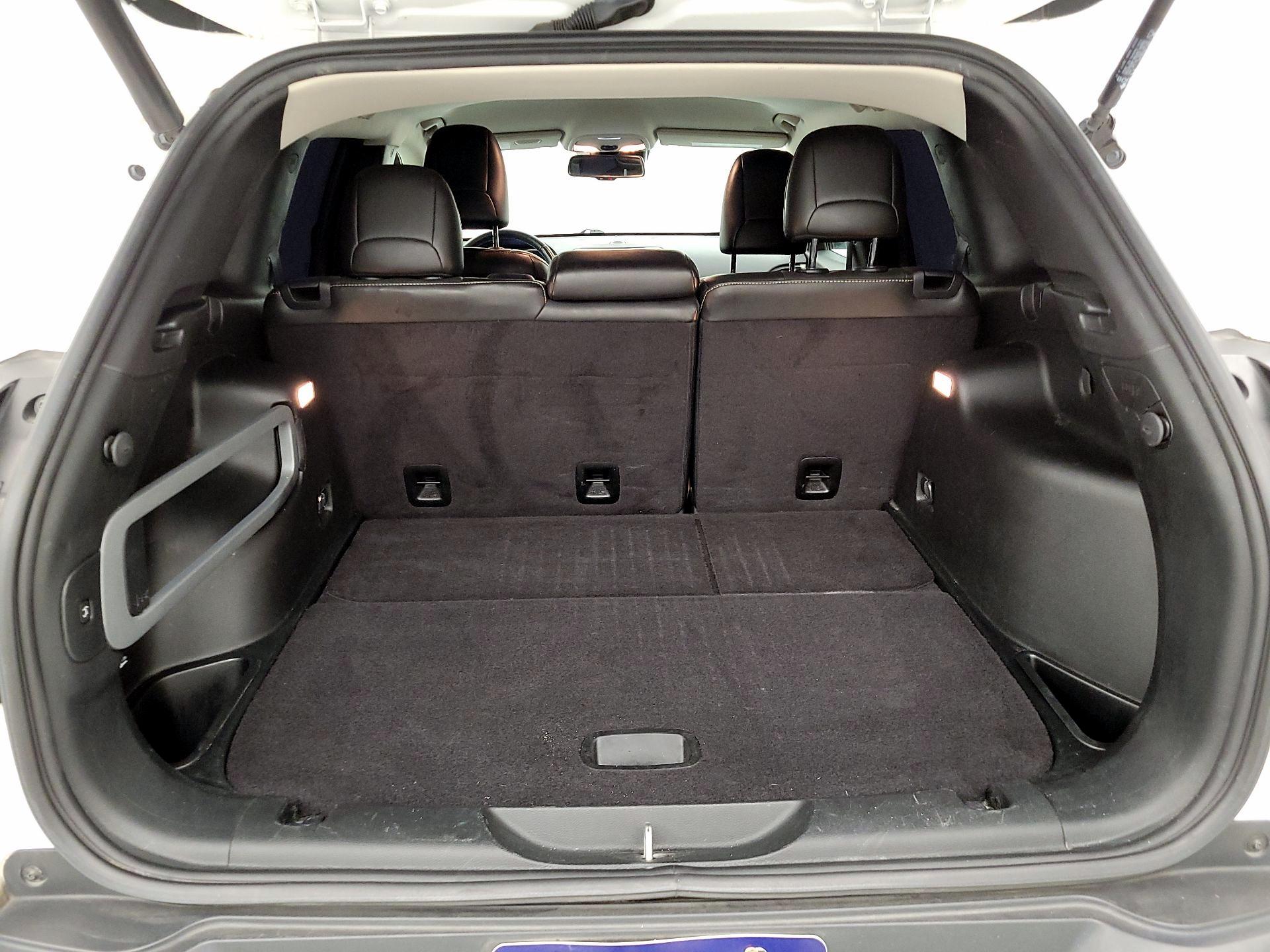 Thumbnail: 2018 Jeep Cherokee - 20