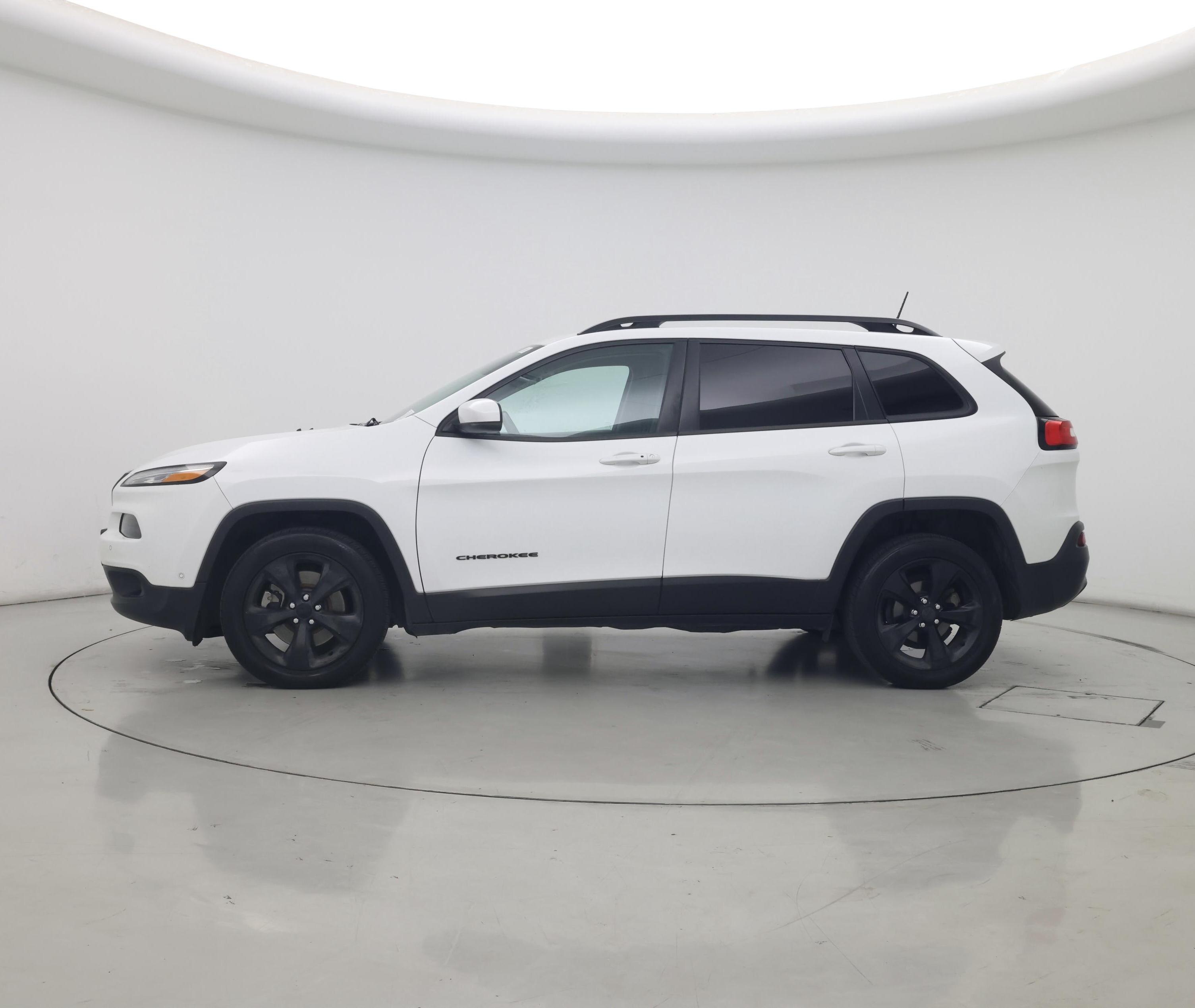 Thumbnail: 2018 Jeep Cherokee - 3