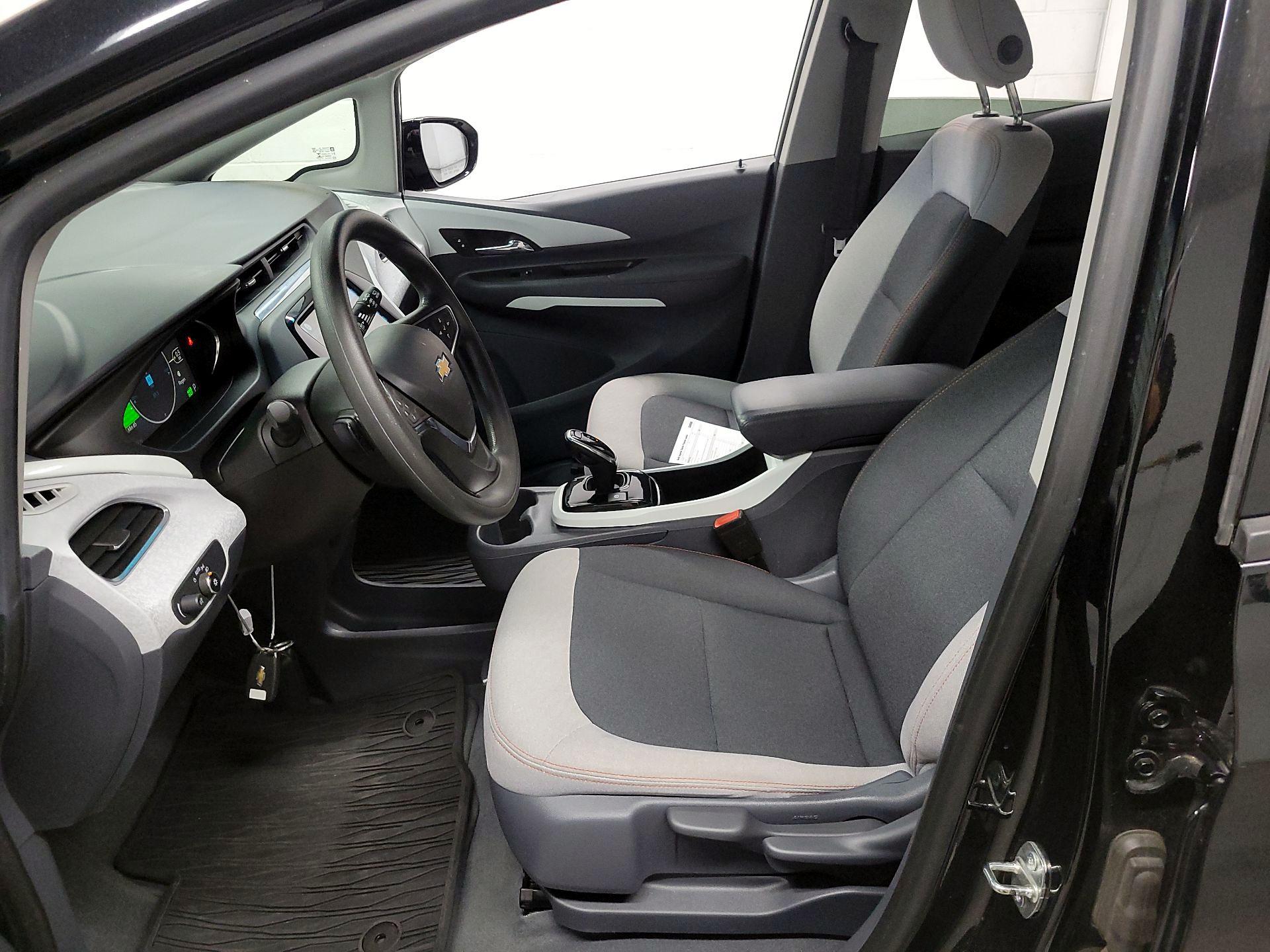 Thumbnail: 2021 Chevrolet Bolt EV - 11