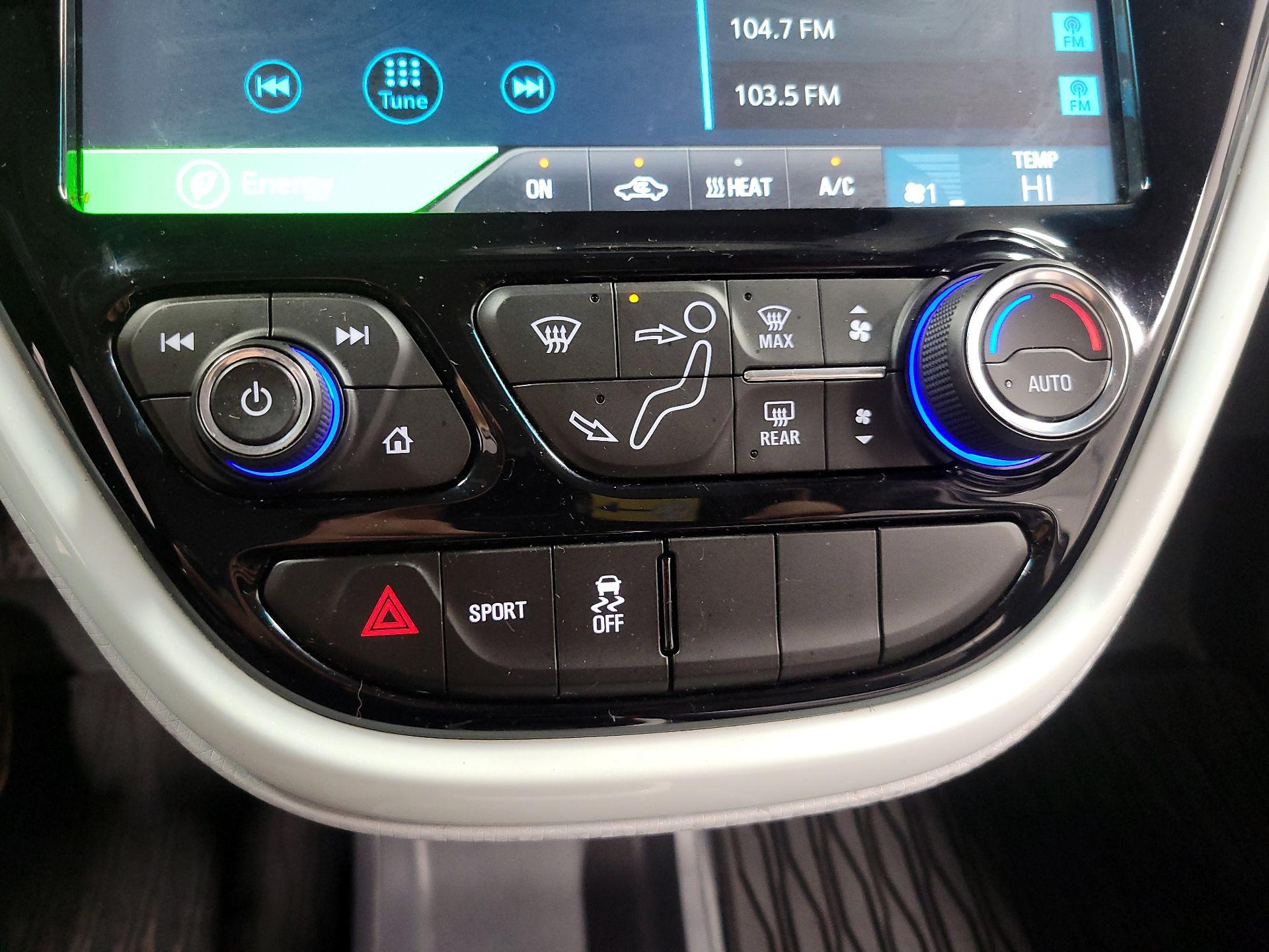 Thumbnail: 2021 Chevrolet Bolt EV - 16