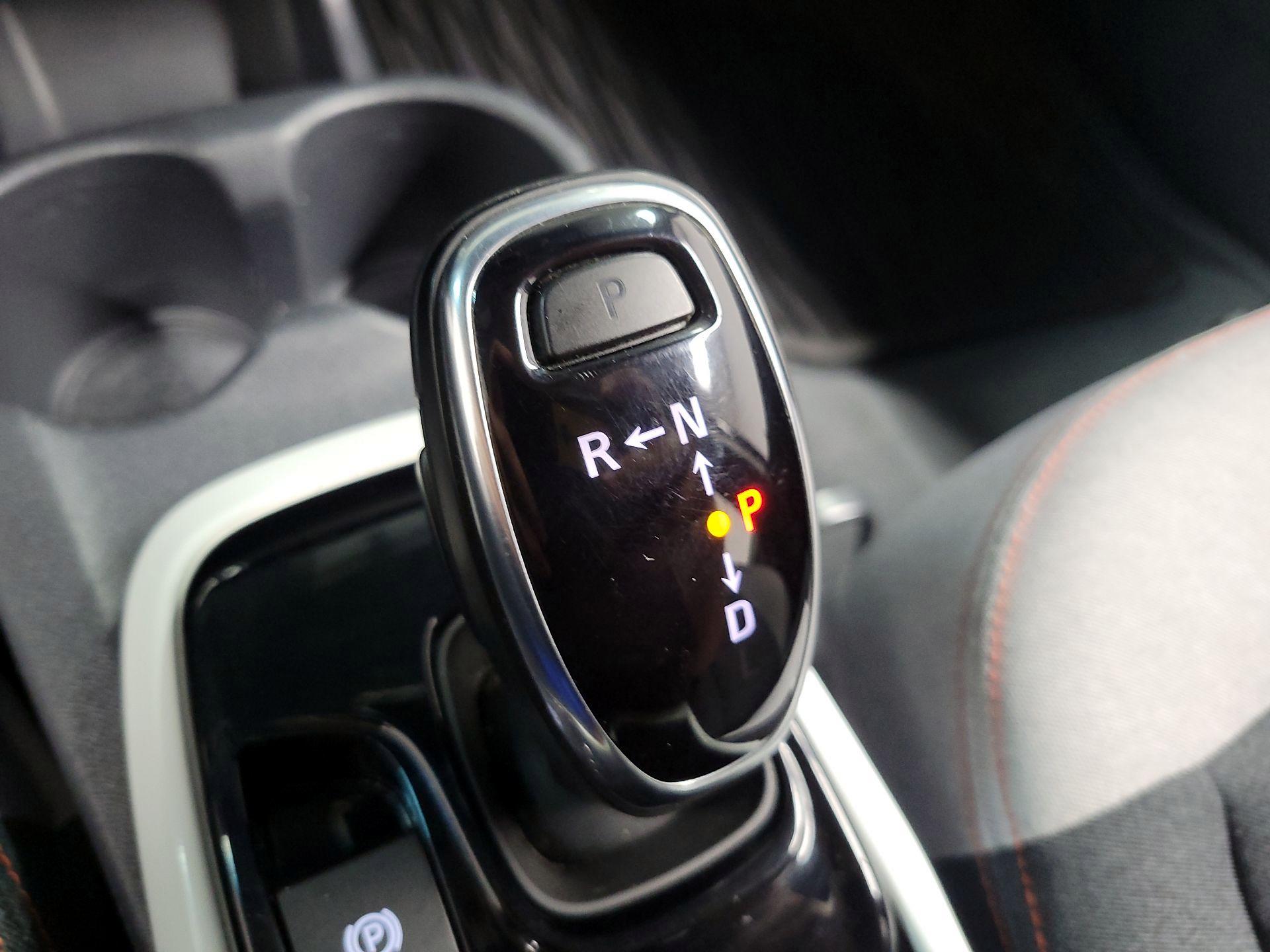 Thumbnail: 2021 Chevrolet Bolt EV - 17