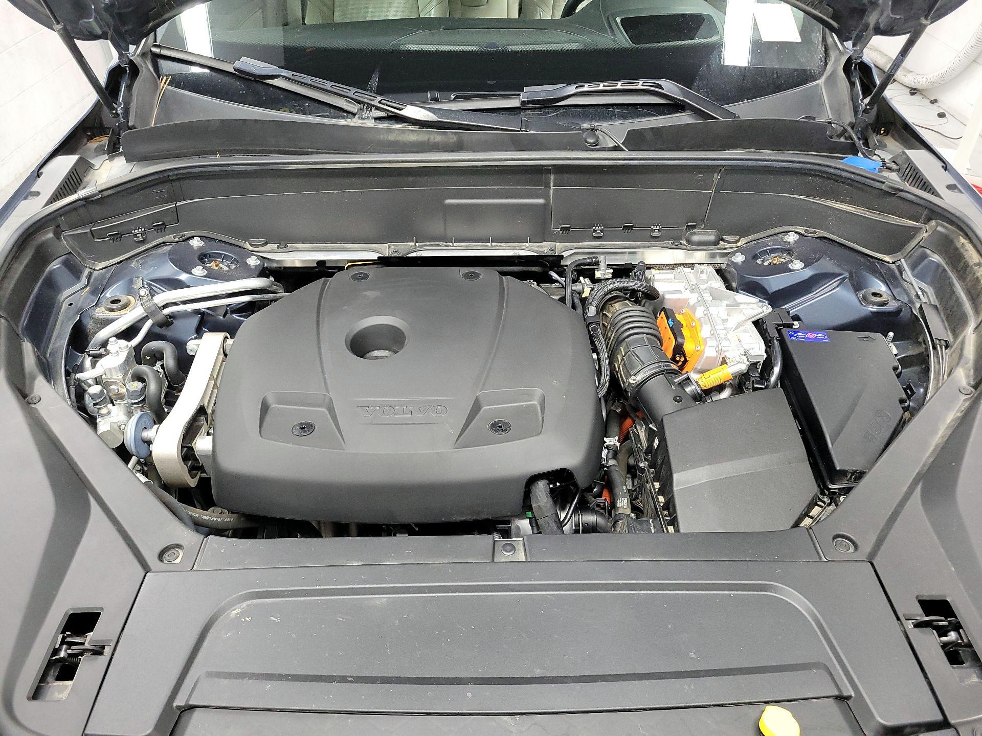 Thumbnail: 2022 Volvo XC90 - 18