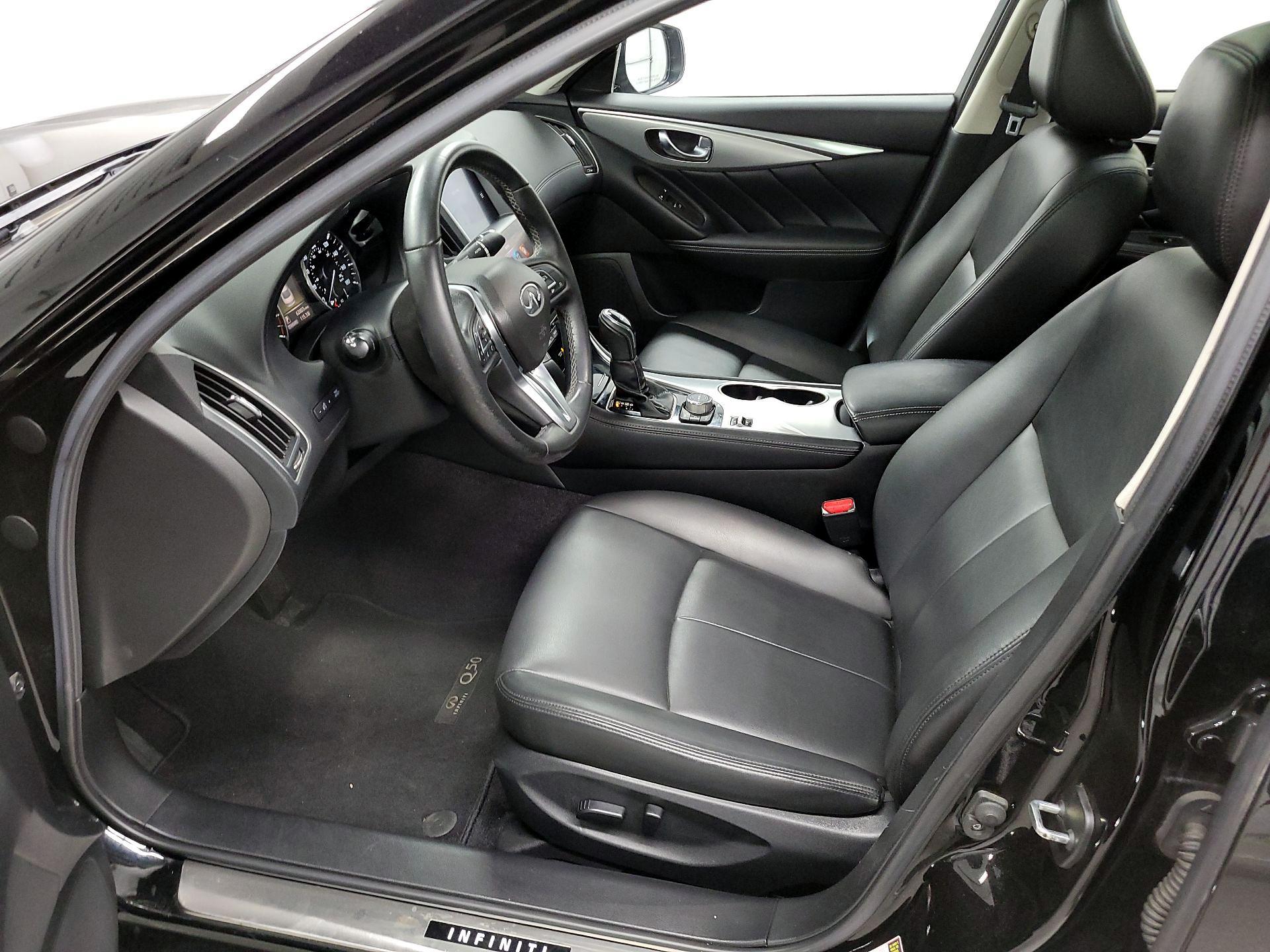 Thumbnail: 2020 INFINITI Q50 - 11