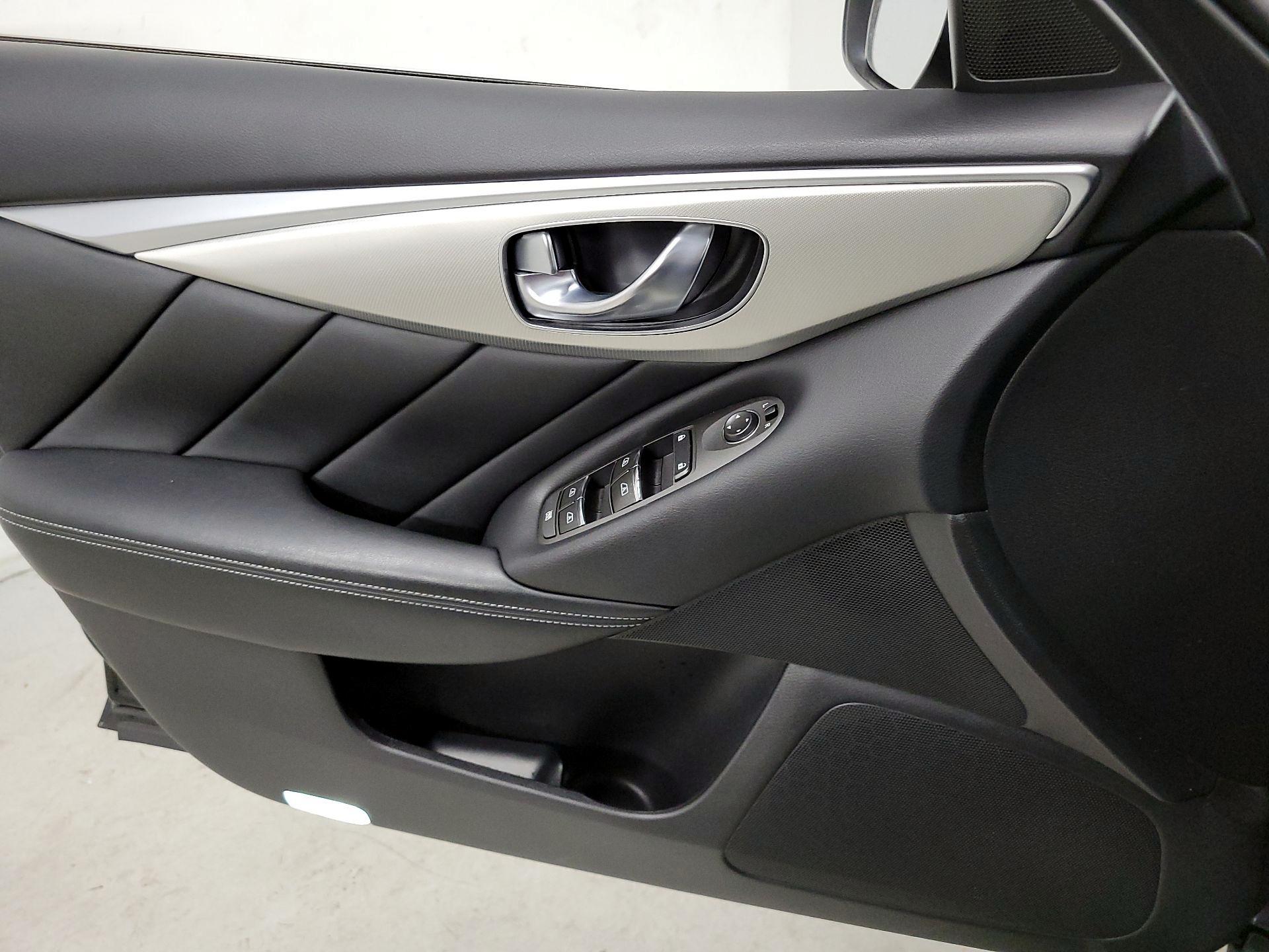 Thumbnail: 2020 INFINITI Q50 - 12