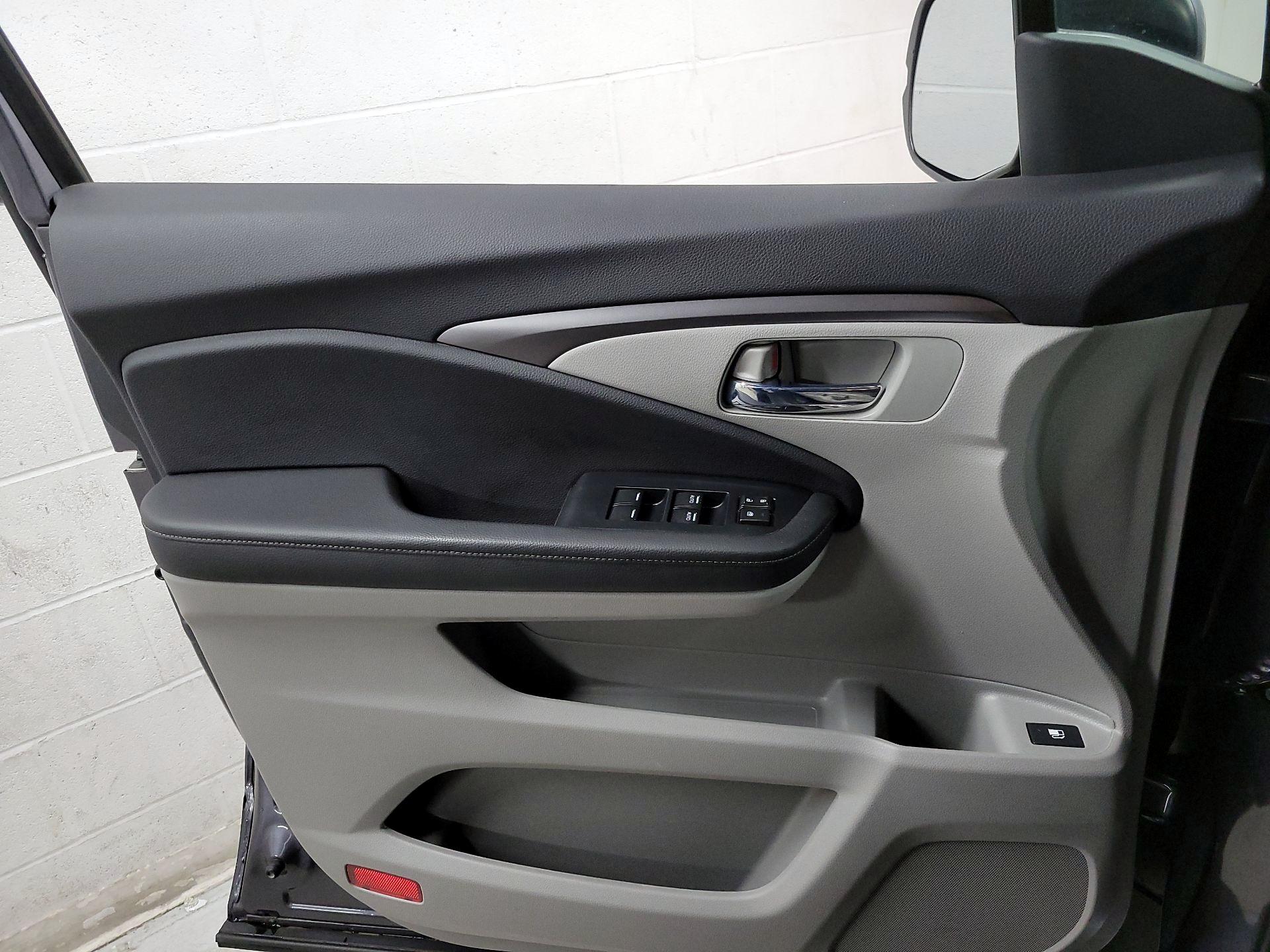 Thumbnail: 2020 Honda Ridgeline - 12