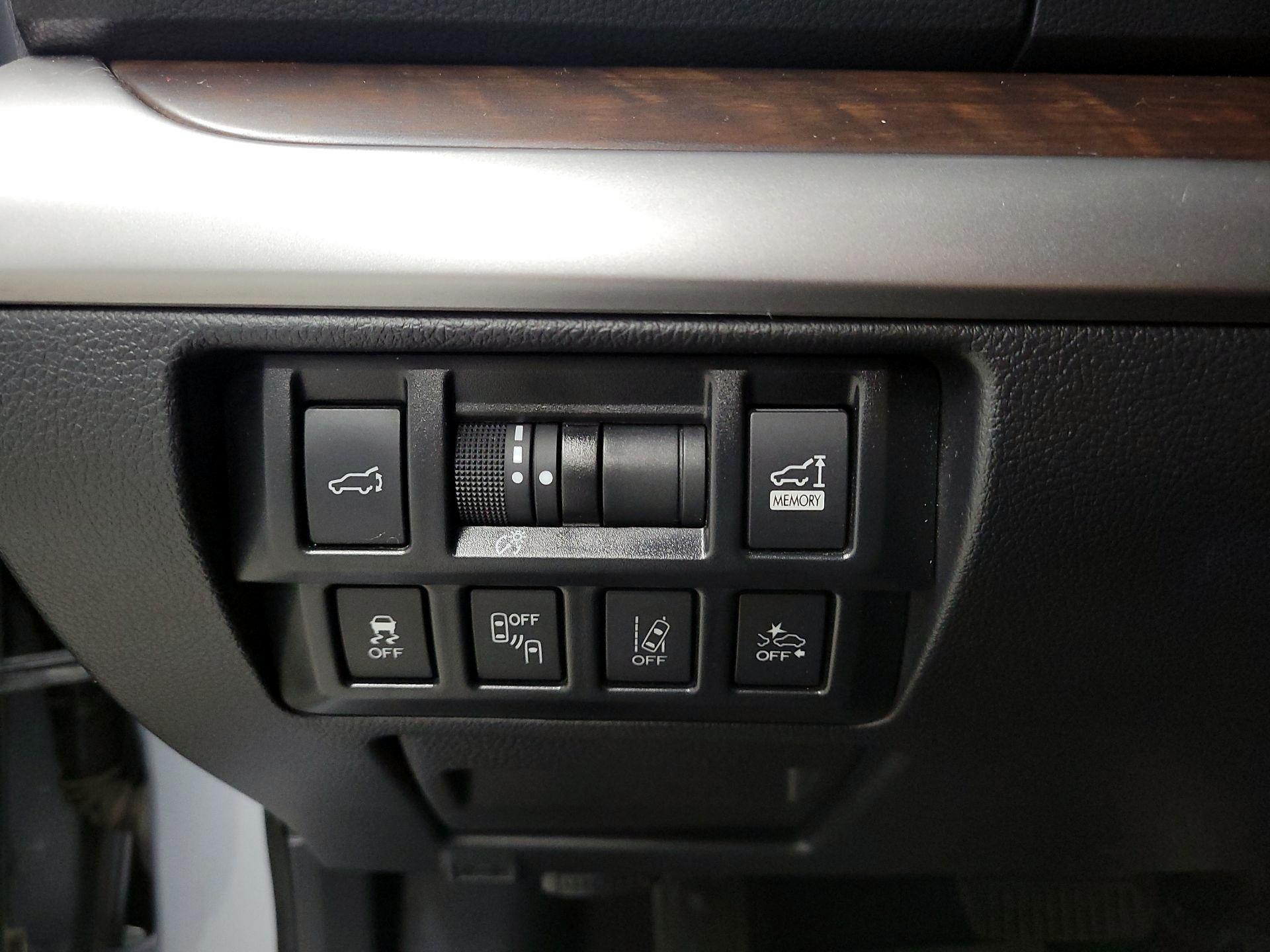 Thumbnail: 2019 Subaru Outback - 13