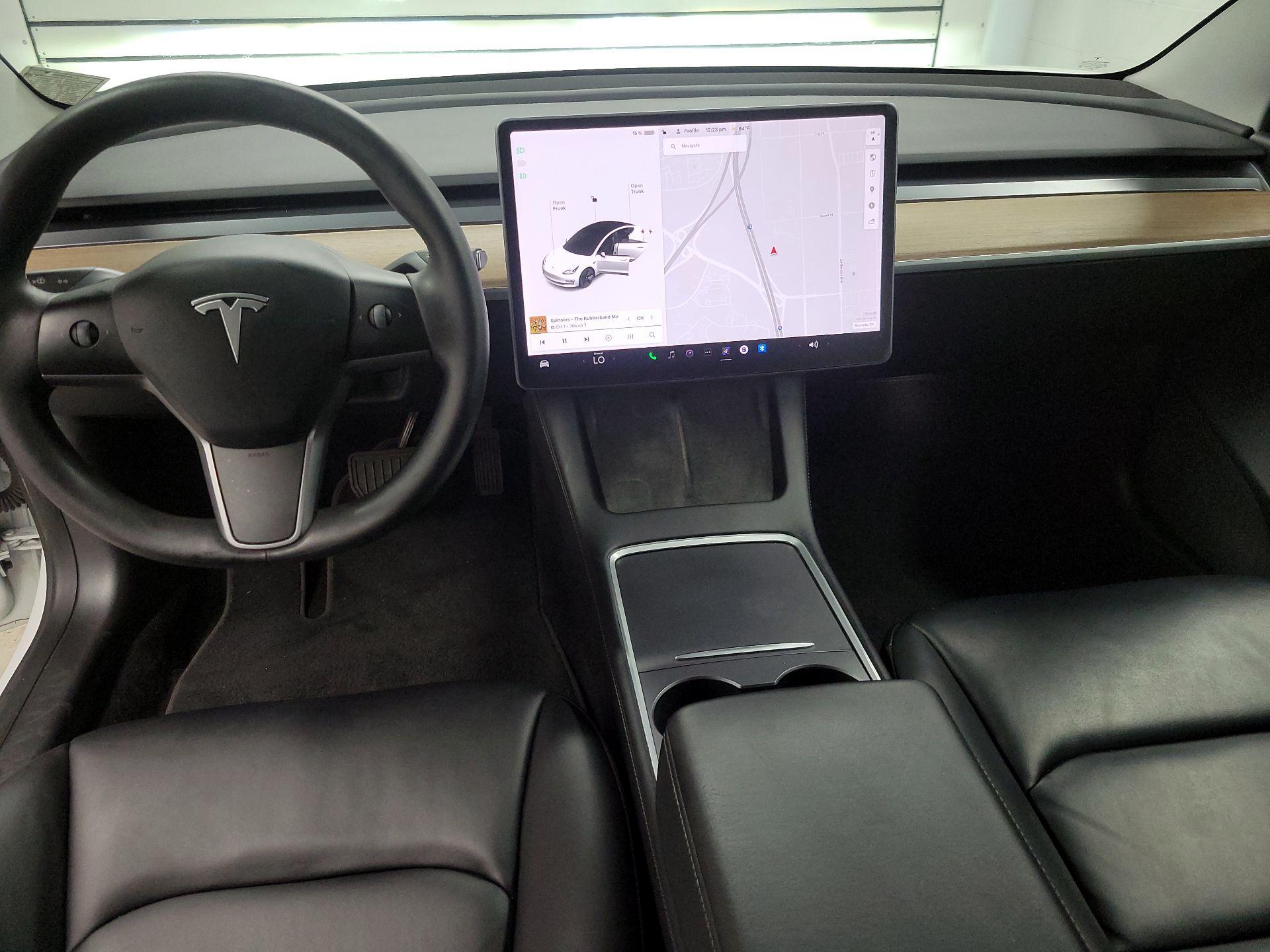 Thumbnail: 2021 Tesla Model 3 - 9