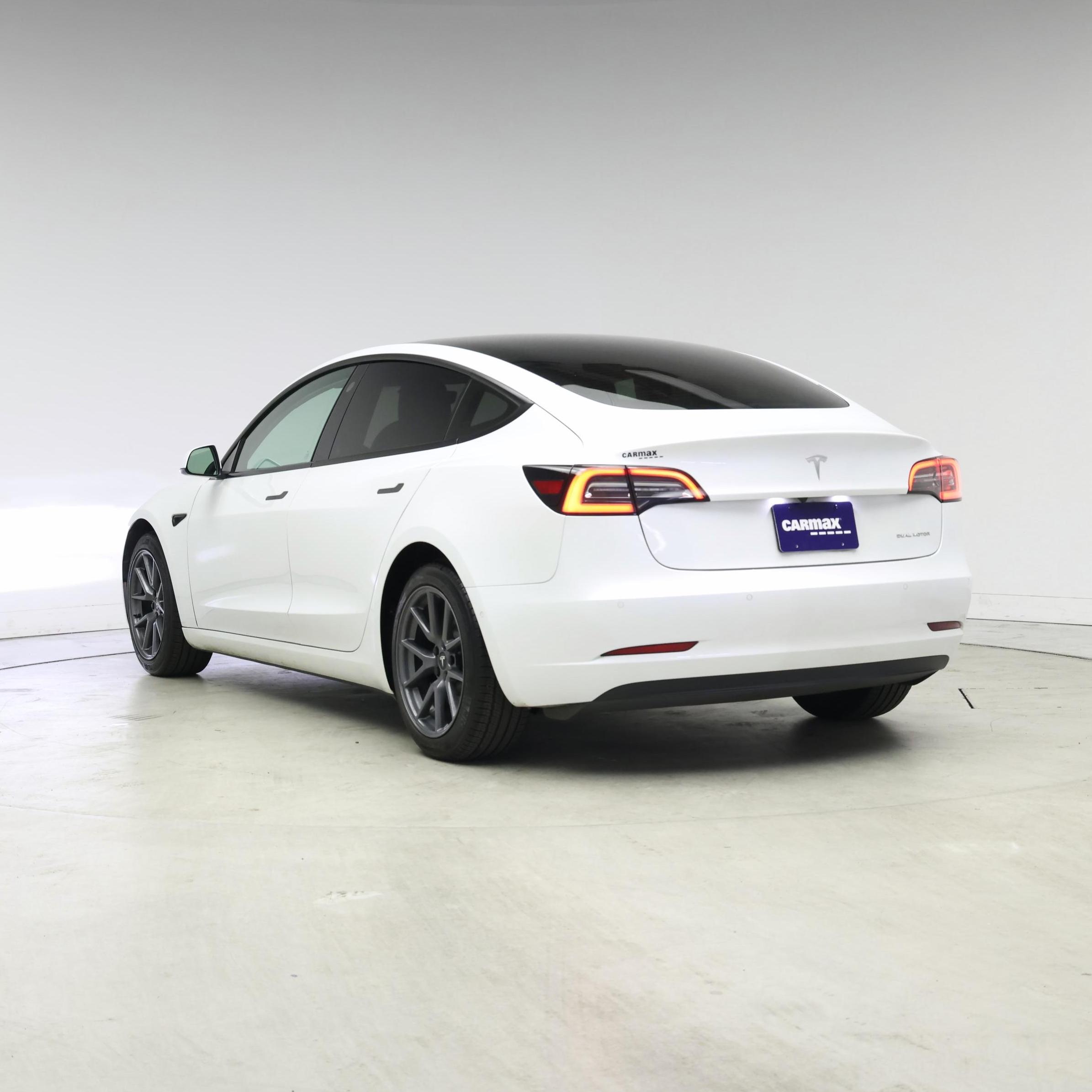 Thumbnail: 2021 Tesla Model 3 - 2