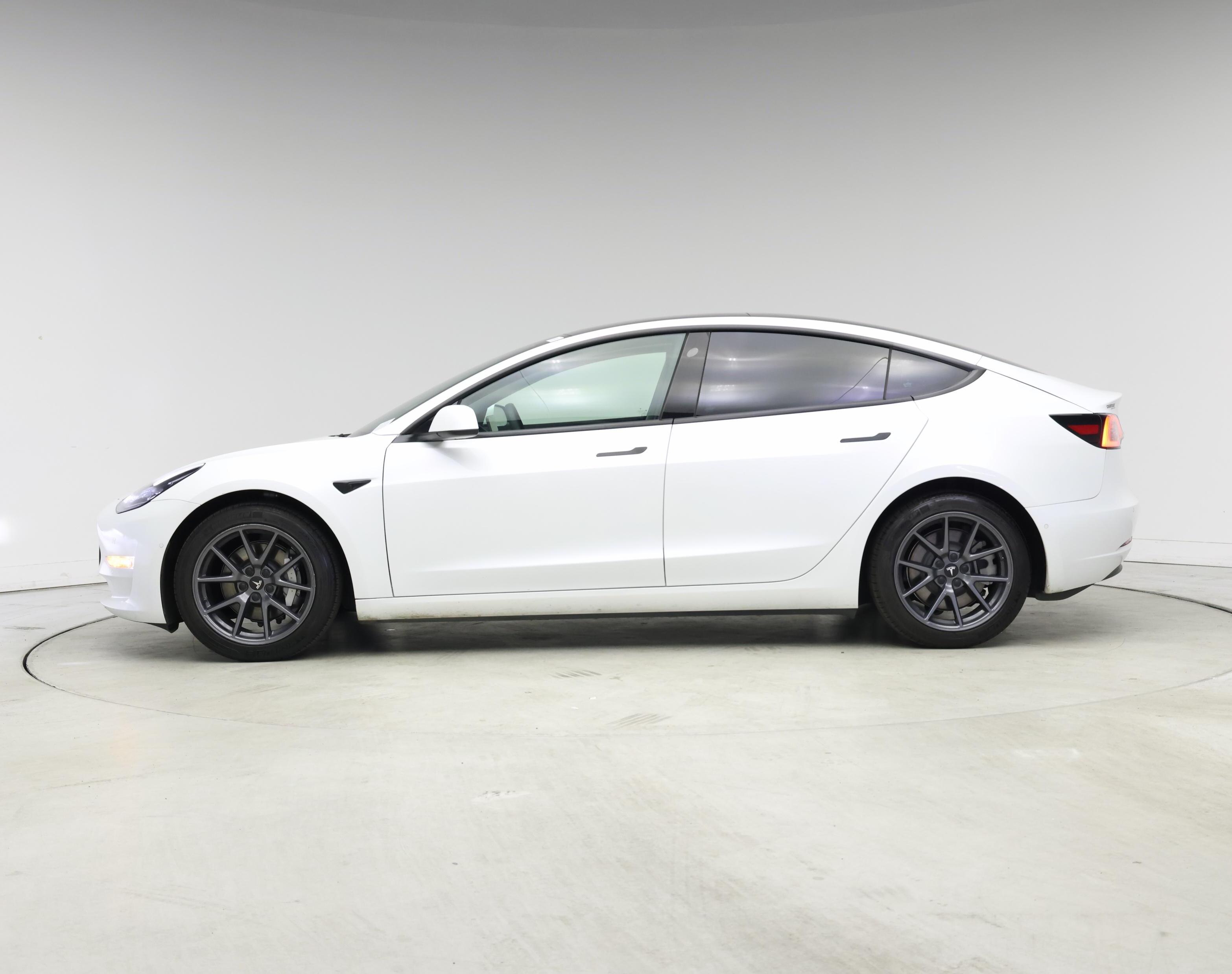 Thumbnail: 2021 Tesla Model 3 - 3