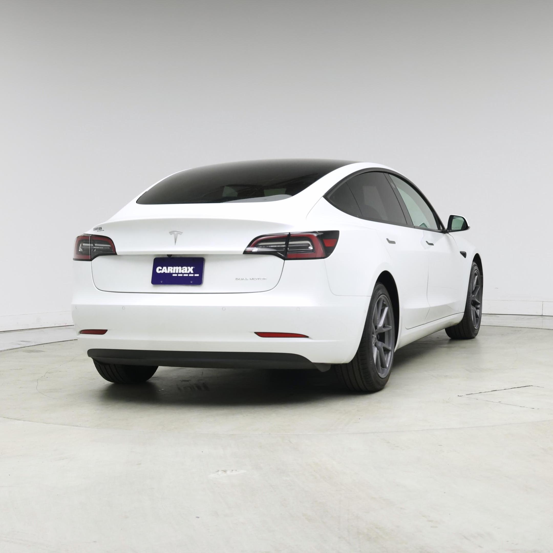 Thumbnail: 2021 Tesla Model 3 - 8