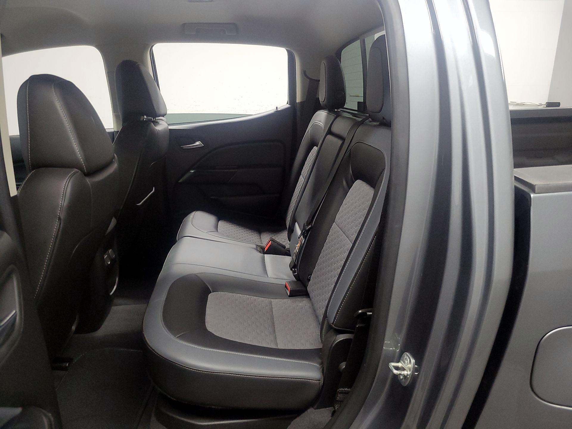 Thumbnail: 2019 Chevrolet Colorado - 16