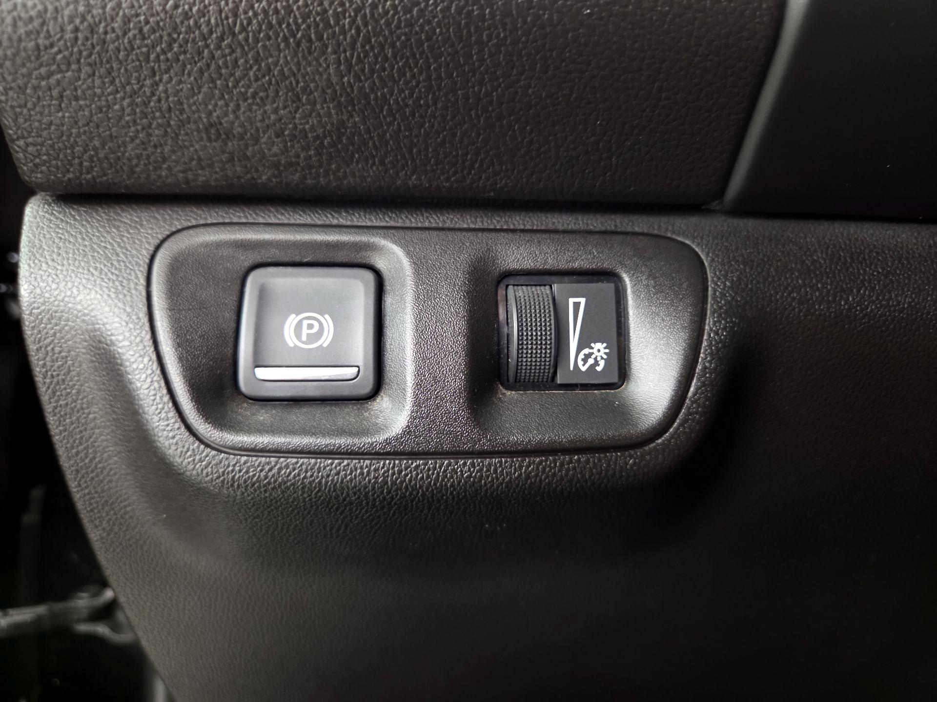 Thumbnail: 2019 GMC Acadia - 13