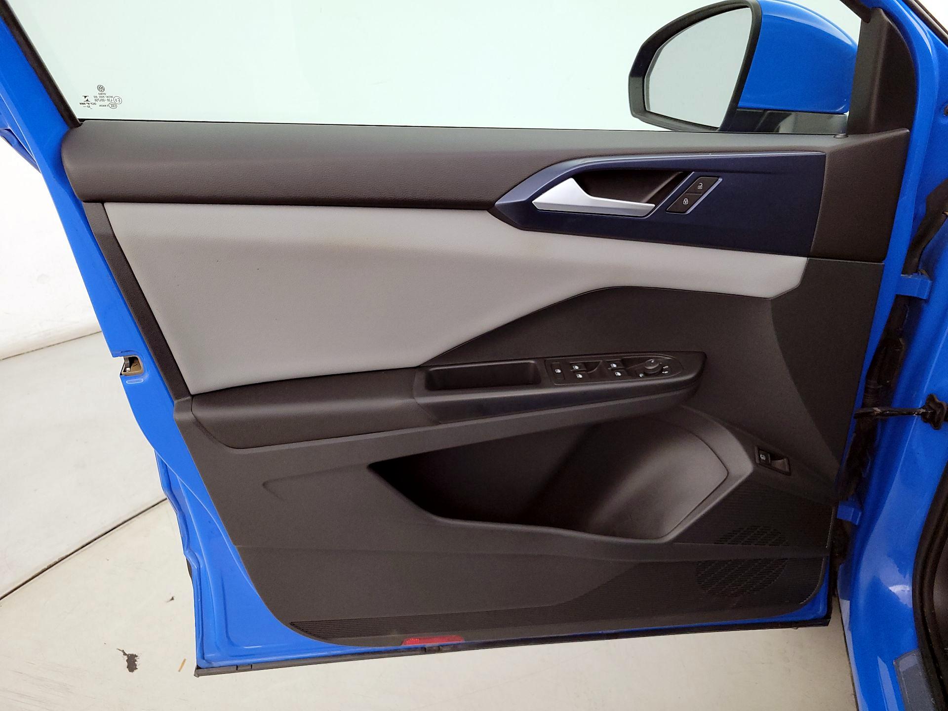 Thumbnail: 2023 Volkswagen Taos - 12