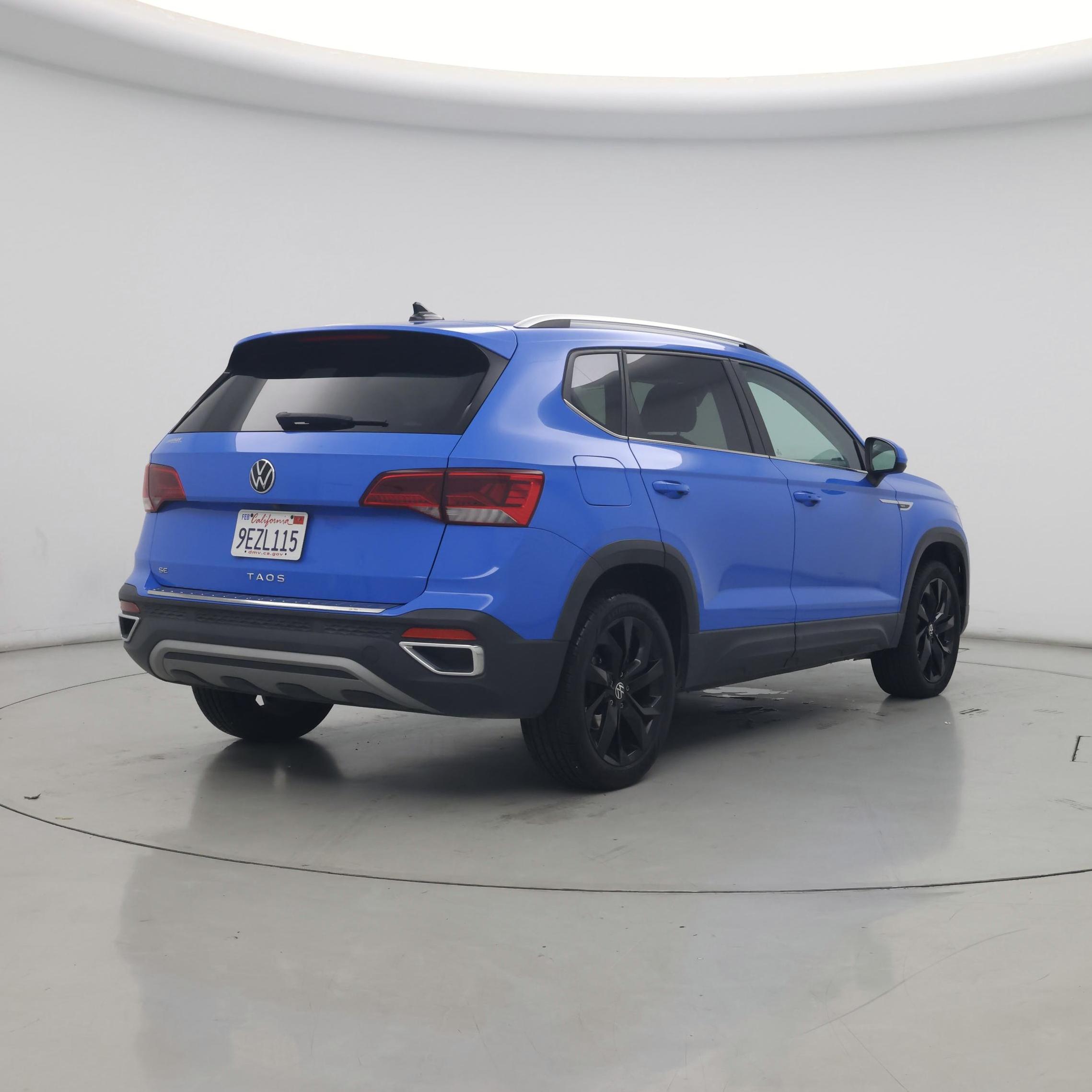 Thumbnail: 2023 Volkswagen Taos - 8