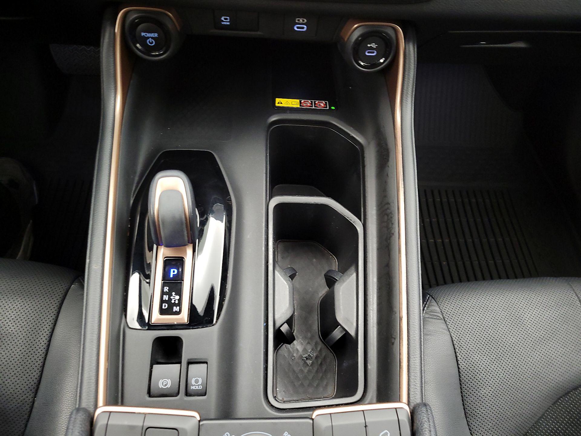 Thumbnail: 2024 Toyota Highlander - 17