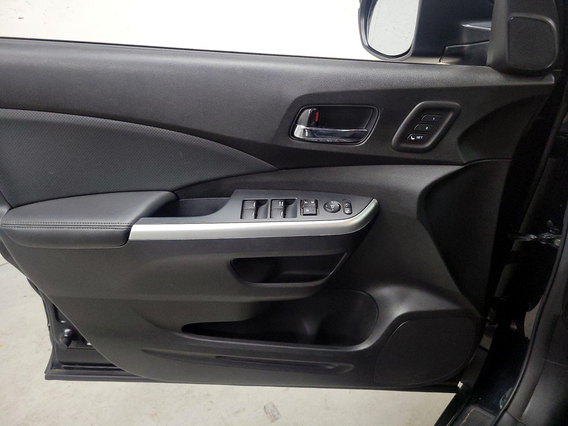 Thumbnail: 2015 Honda CR-V - 12