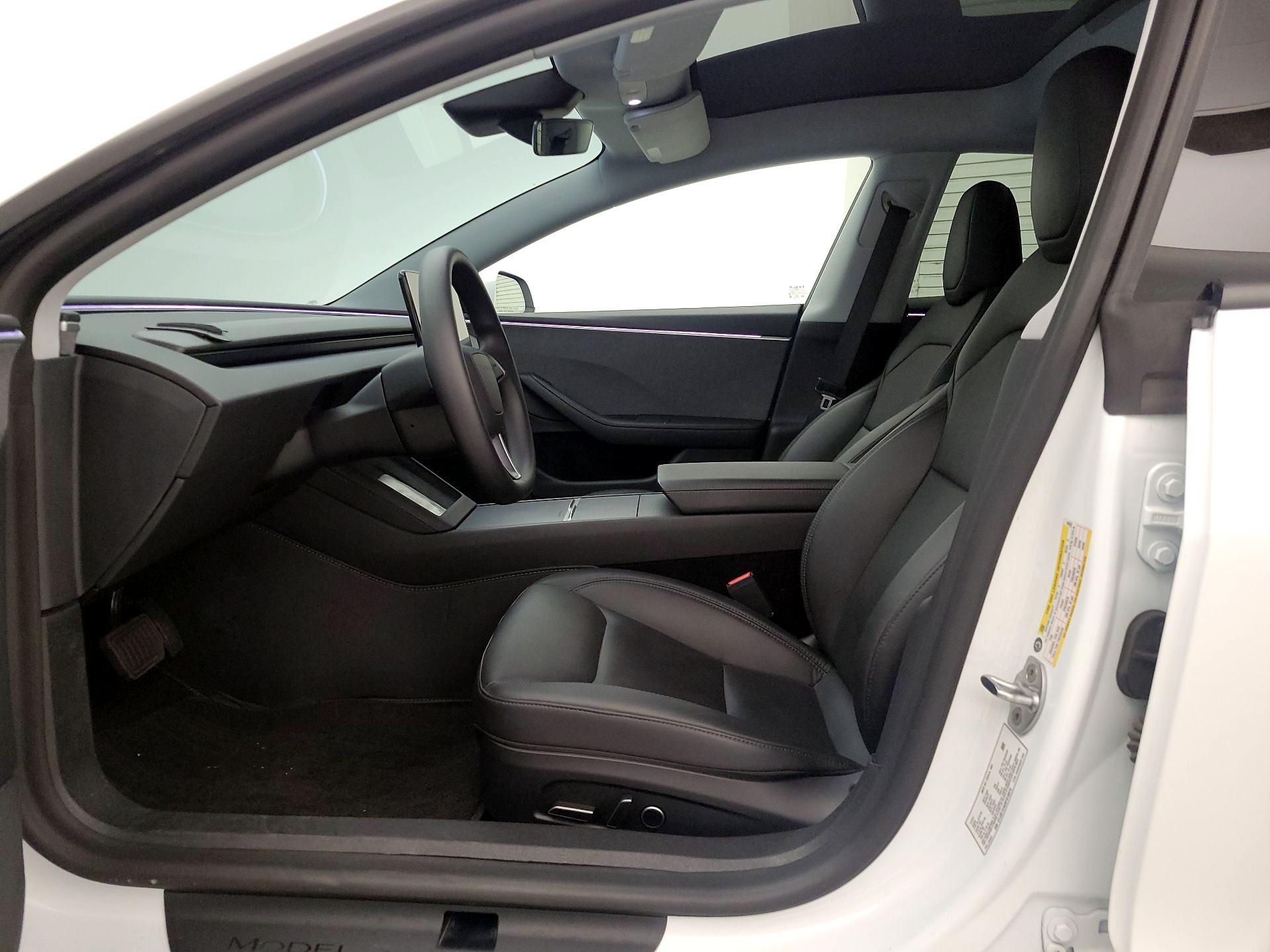 Thumbnail: 2025 Tesla Model 3 - 18