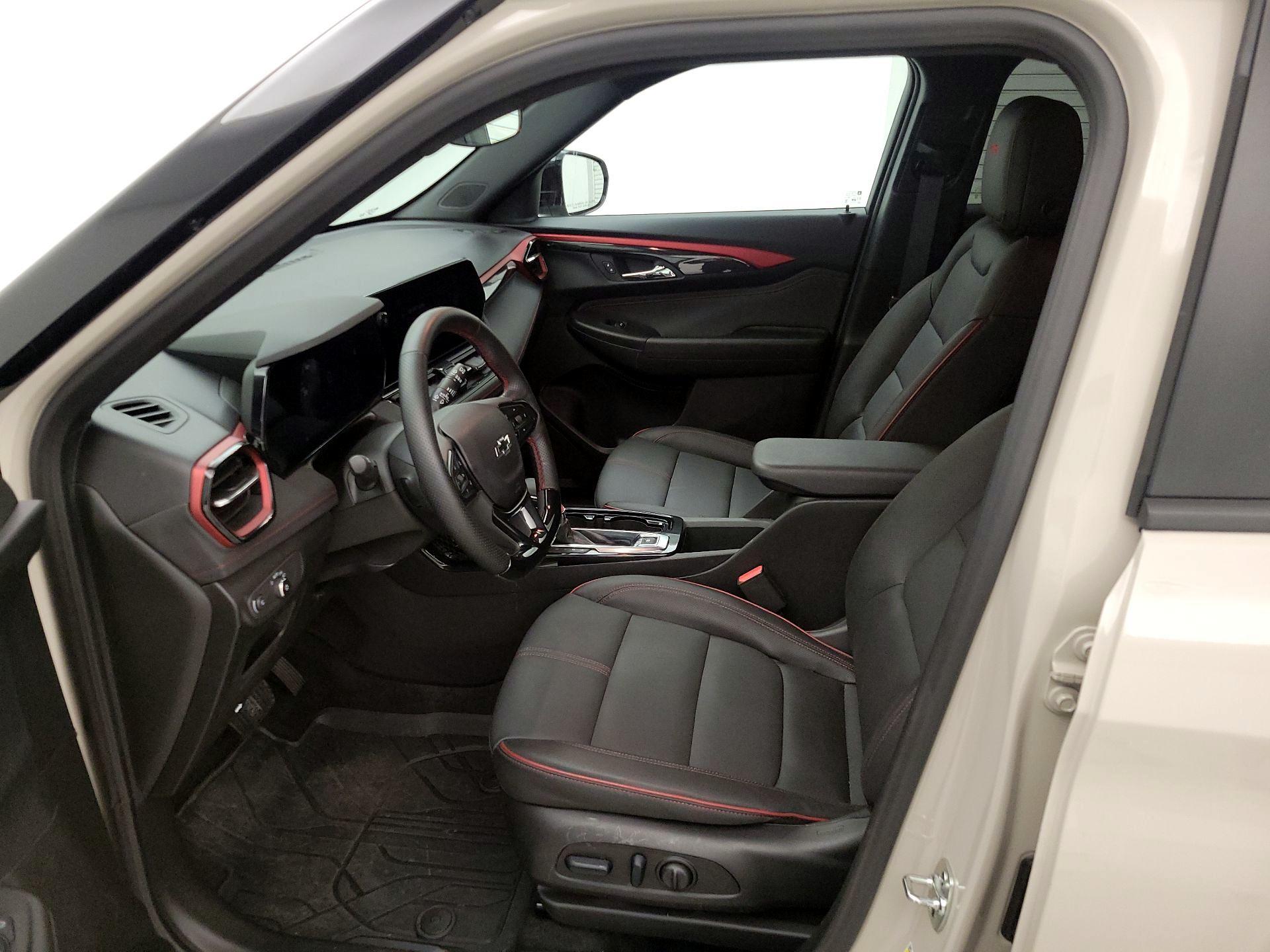 Thumbnail: 2026 Chevrolet TrailBlazer - 11