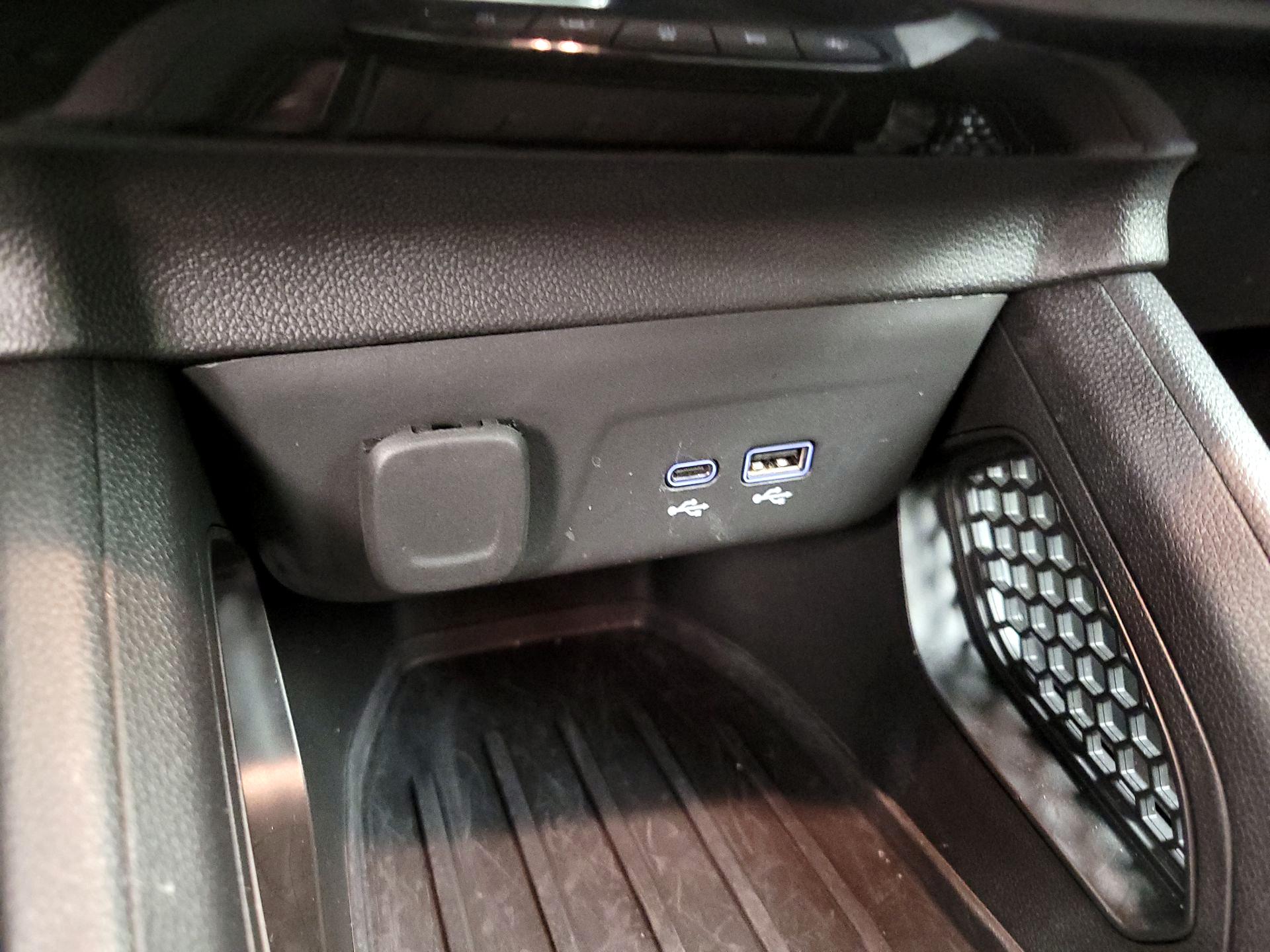 Thumbnail: 2026 Chevrolet TrailBlazer - 18