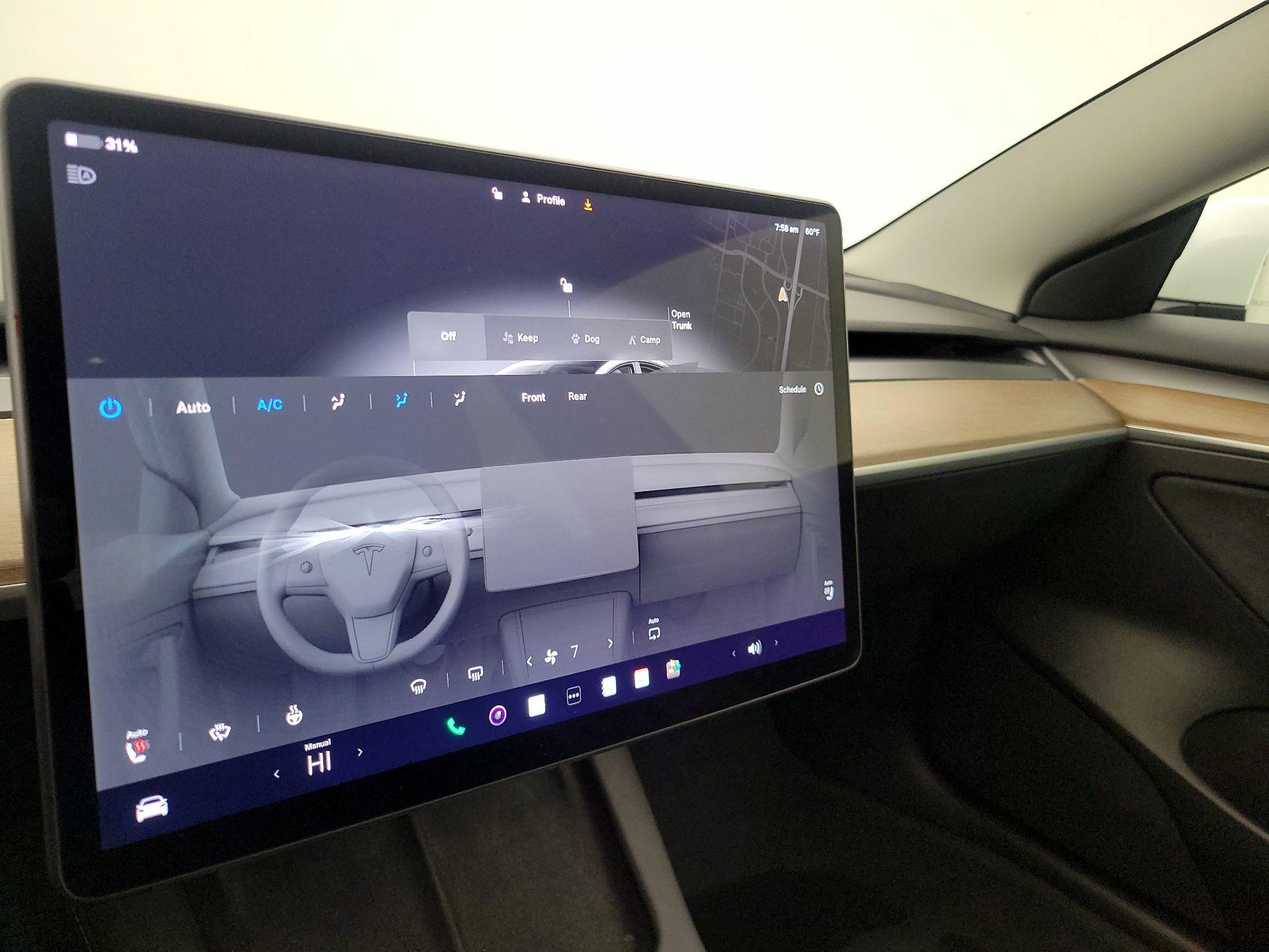 Thumbnail: 2023 Tesla Model 3 - 16