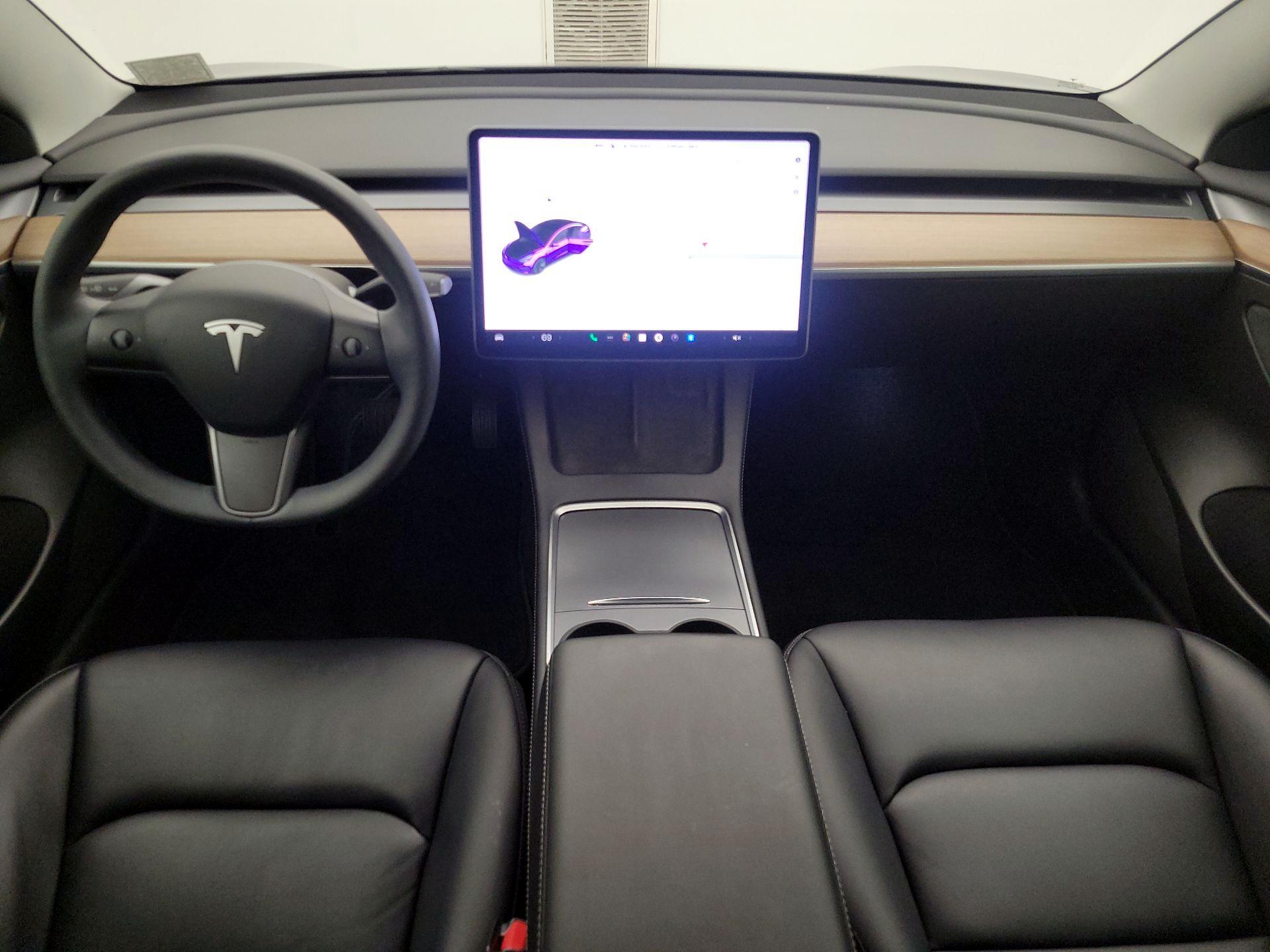 Thumbnail: 2022 Tesla Model 3 - 9