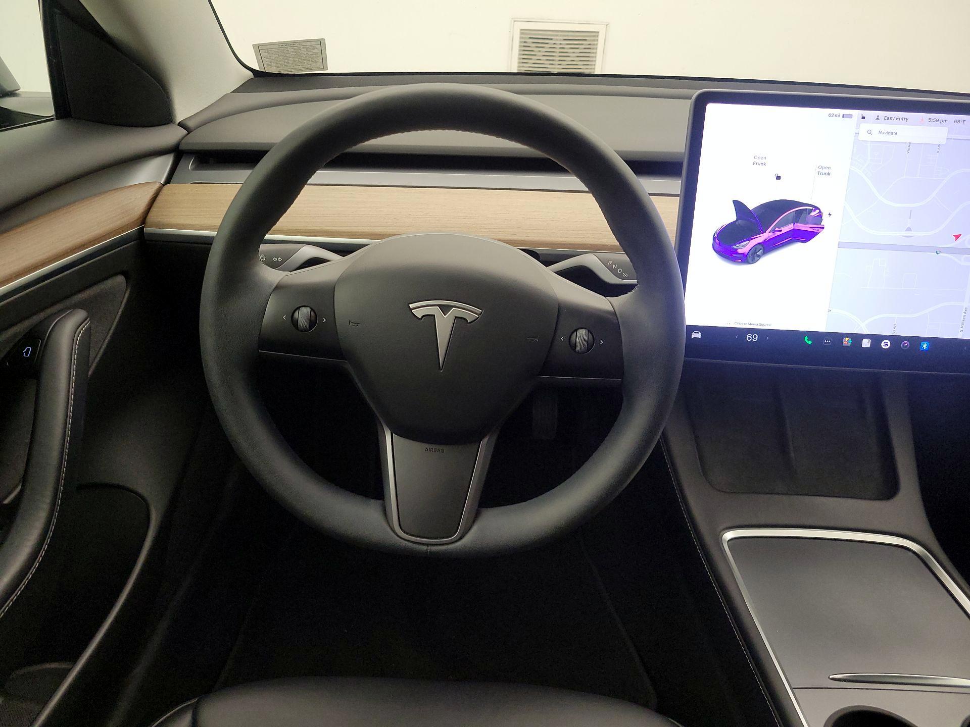 Thumbnail: 2022 Tesla Model 3 - 10