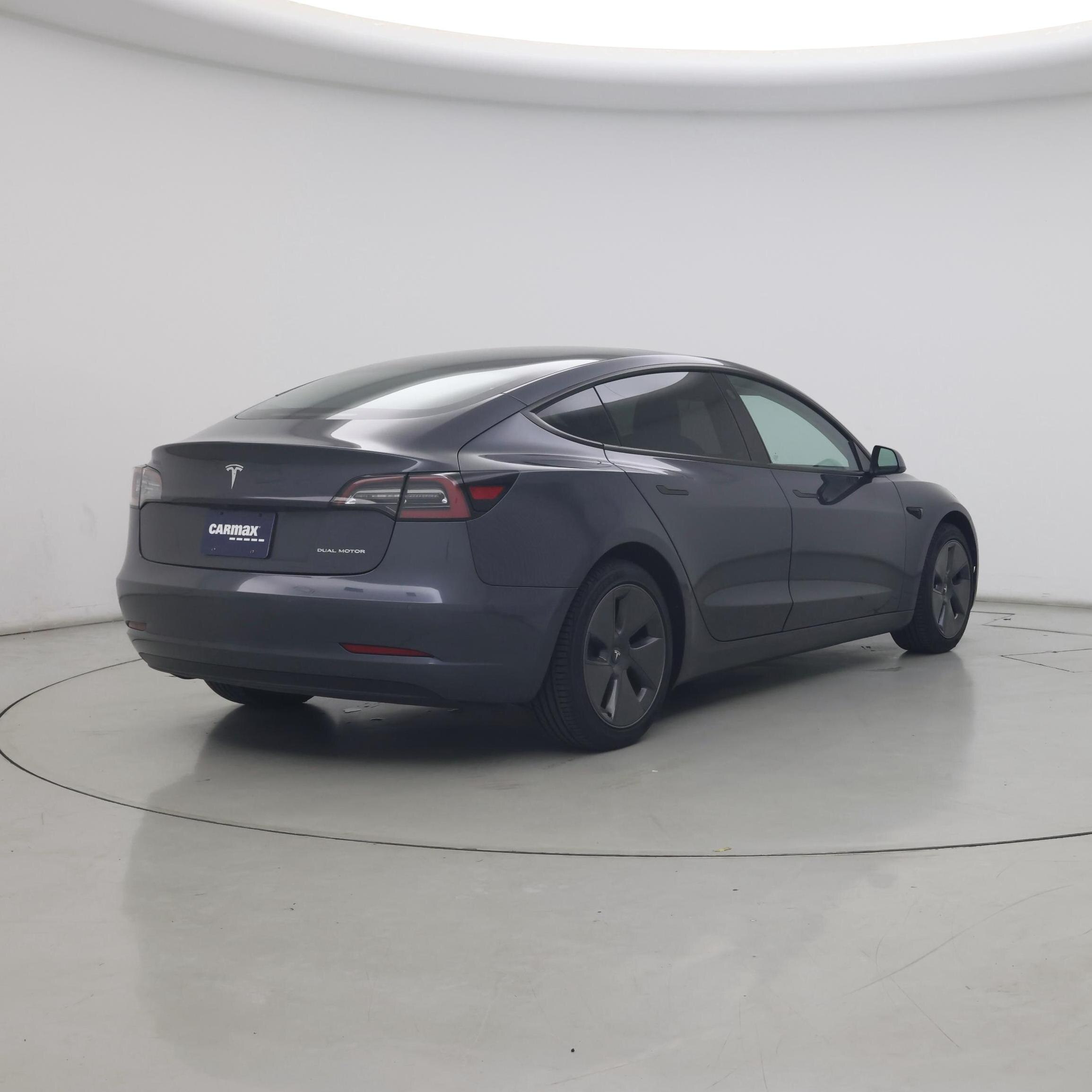 Thumbnail: 2022 Tesla Model 3 - 8