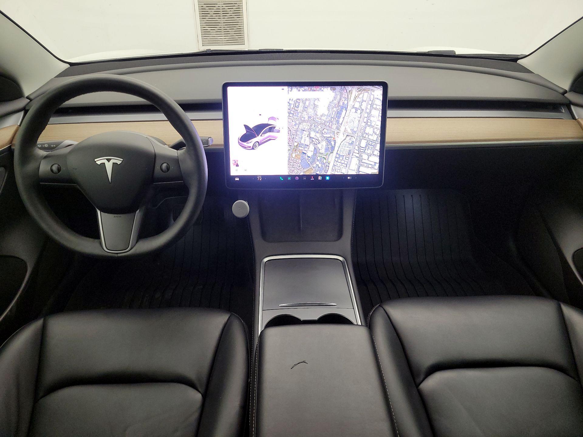 Thumbnail: 2022 Tesla Model 3 - 9