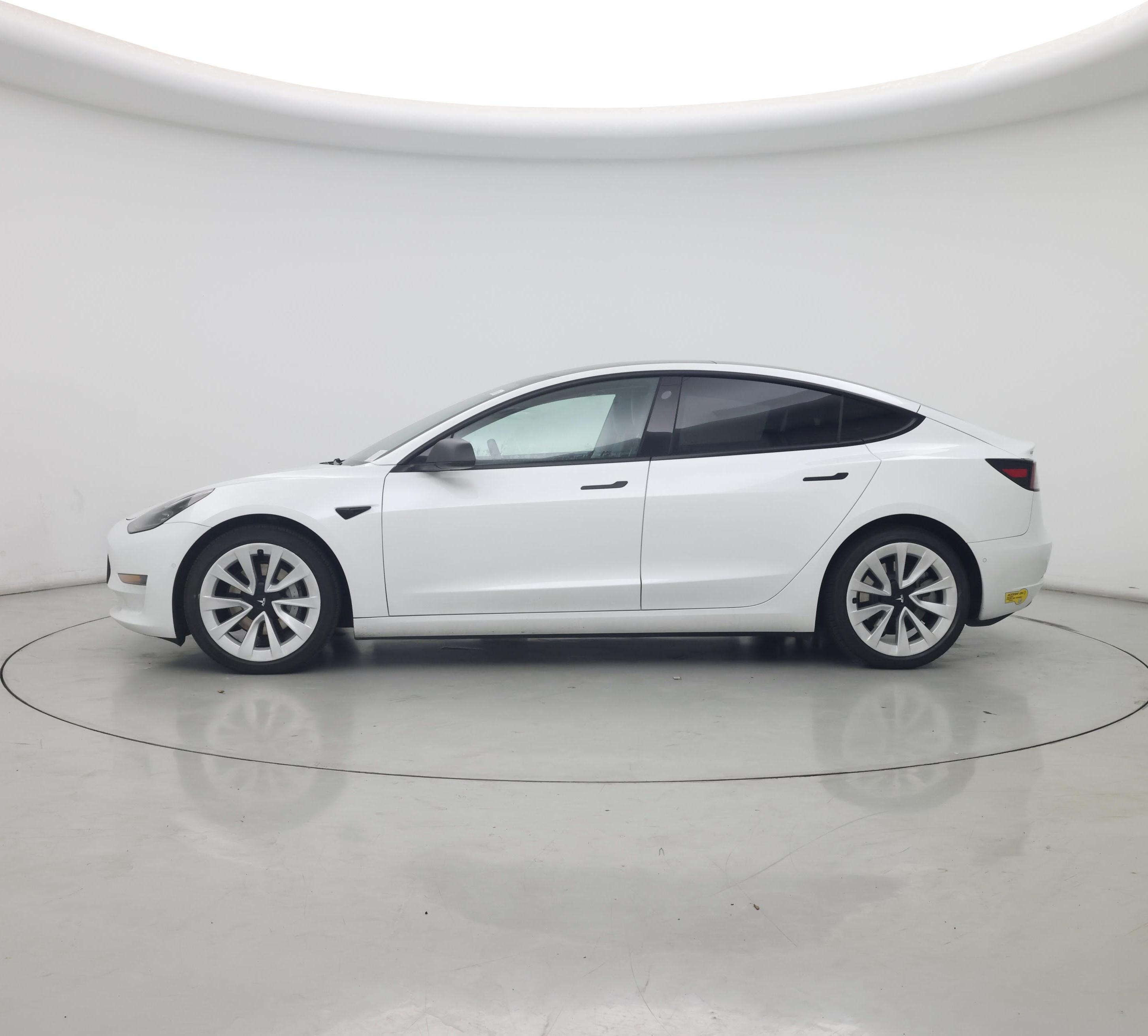 Thumbnail: 2022 Tesla Model 3 - 3