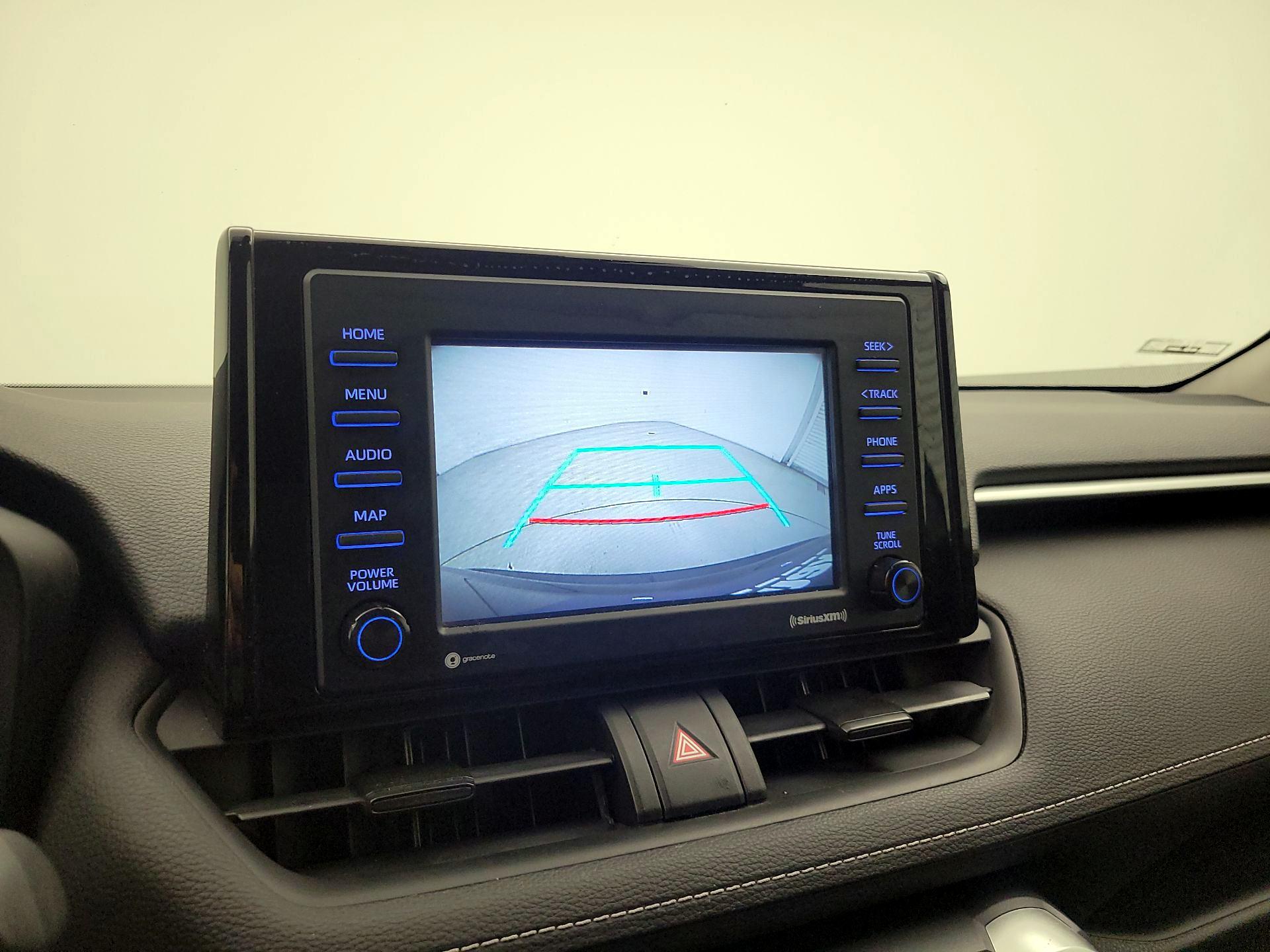 Thumbnail: 2020 Toyota RAV4 - 15