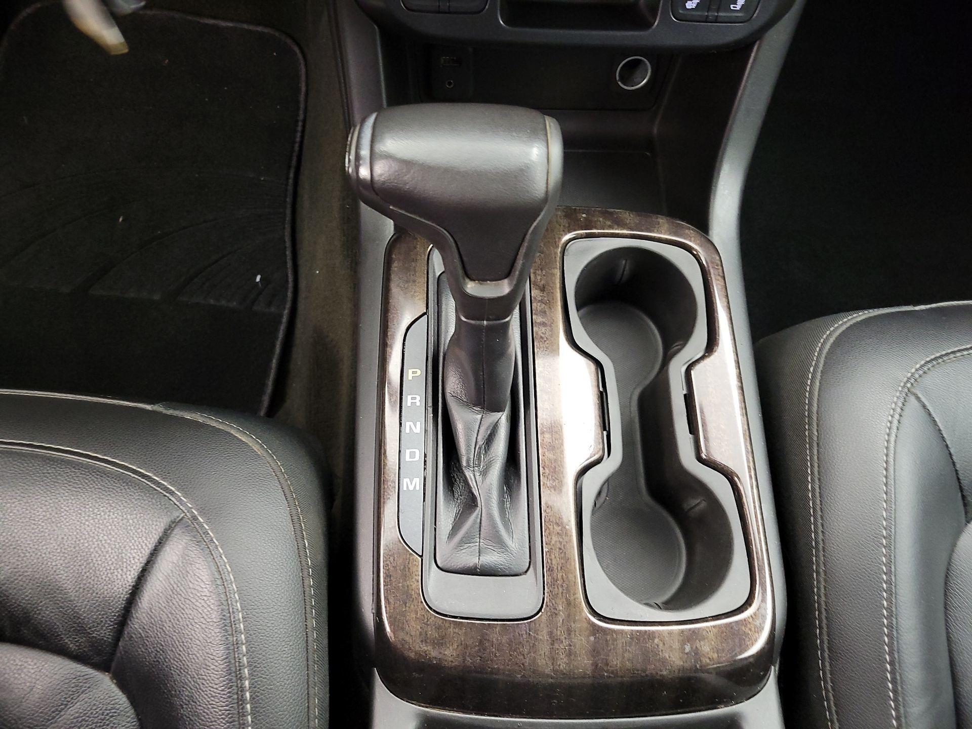 Thumbnail: 2016 GMC Canyon - 17