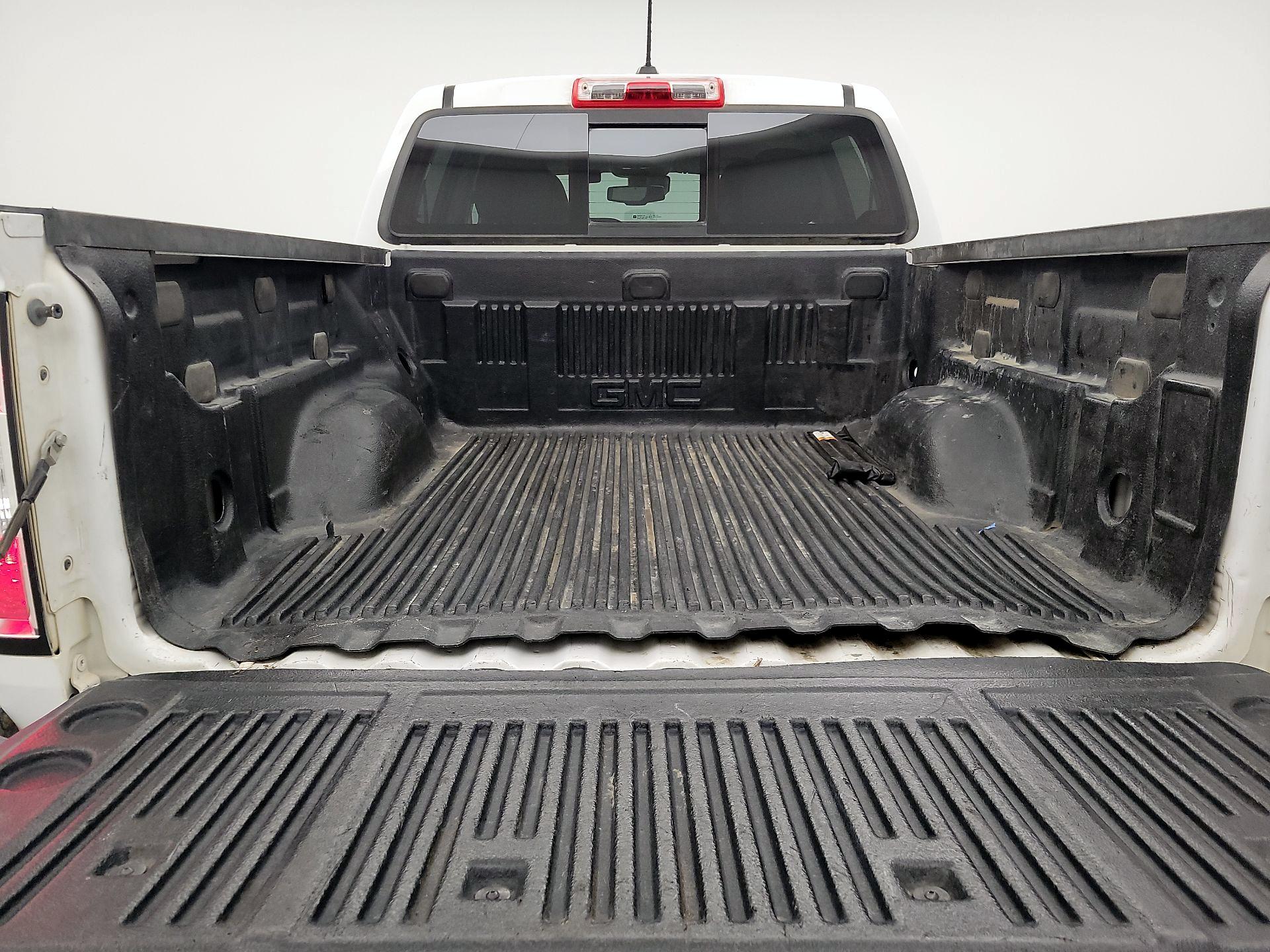 Thumbnail: 2016 GMC Canyon - 20